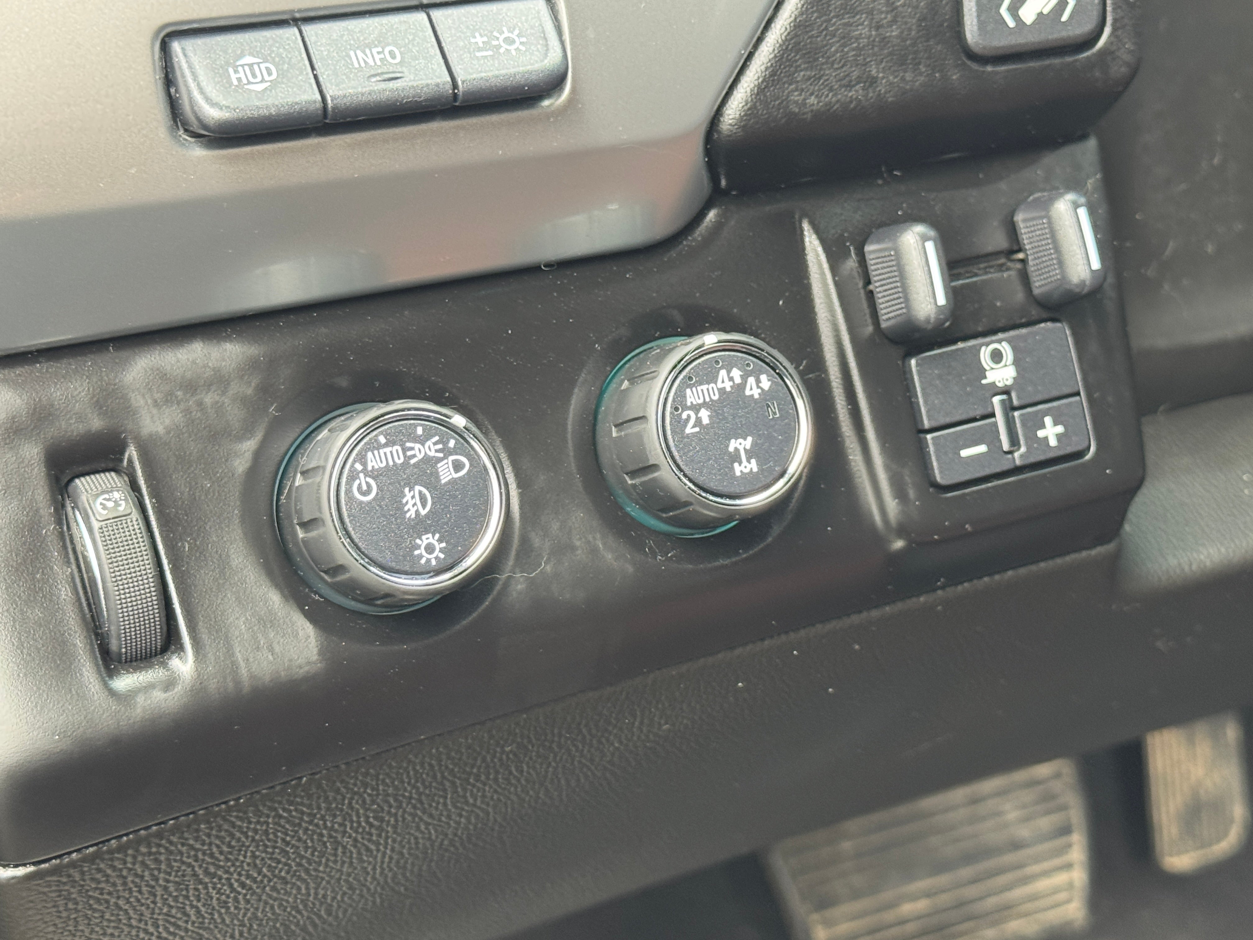 2020 Chevrolet Tahoe Premier - Photo 12