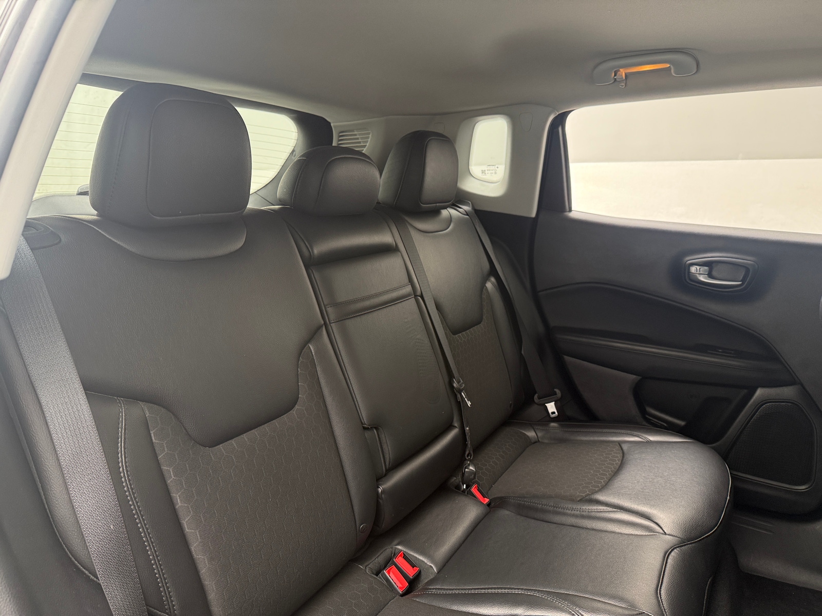 Thumbnail: 2018 Jeep Compass - 6
