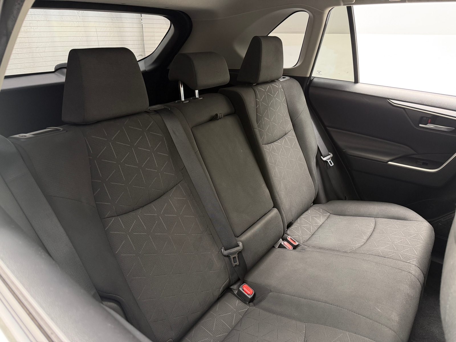 Thumbnail: 2021 Toyota RAV4 - 6