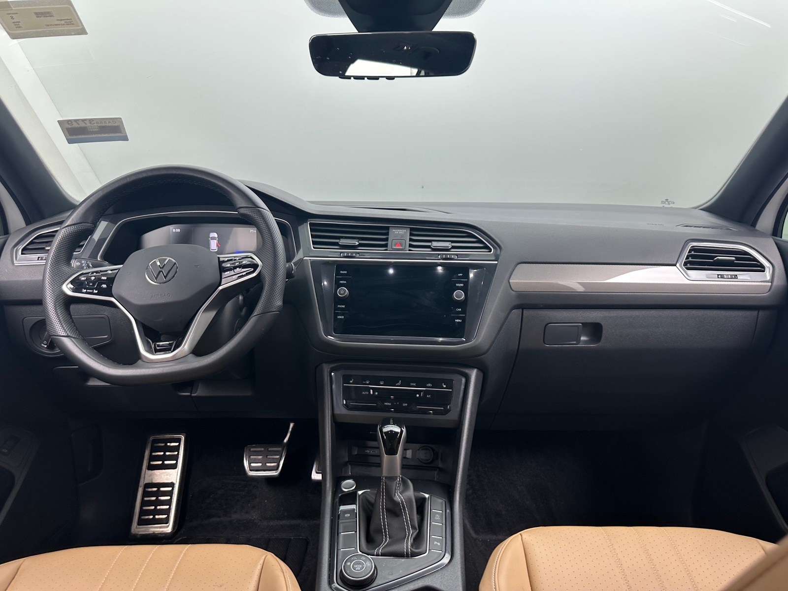 Thumbnail: 2024 Volkswagen Tiguan - 2