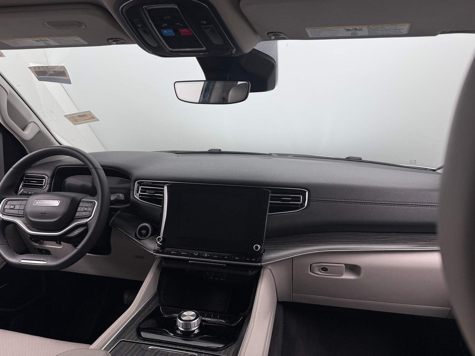 Thumbnail: 2024 Jeep Wagoneer - 2
