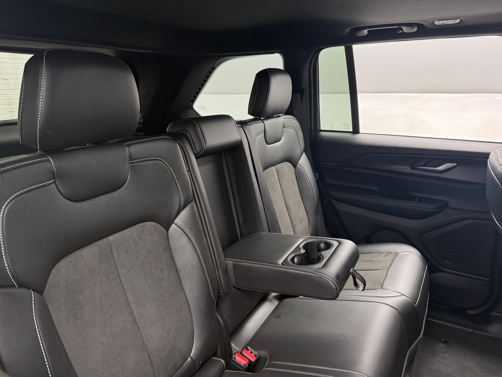 Thumbnail: 2023 Jeep Grand Cherokee - 5