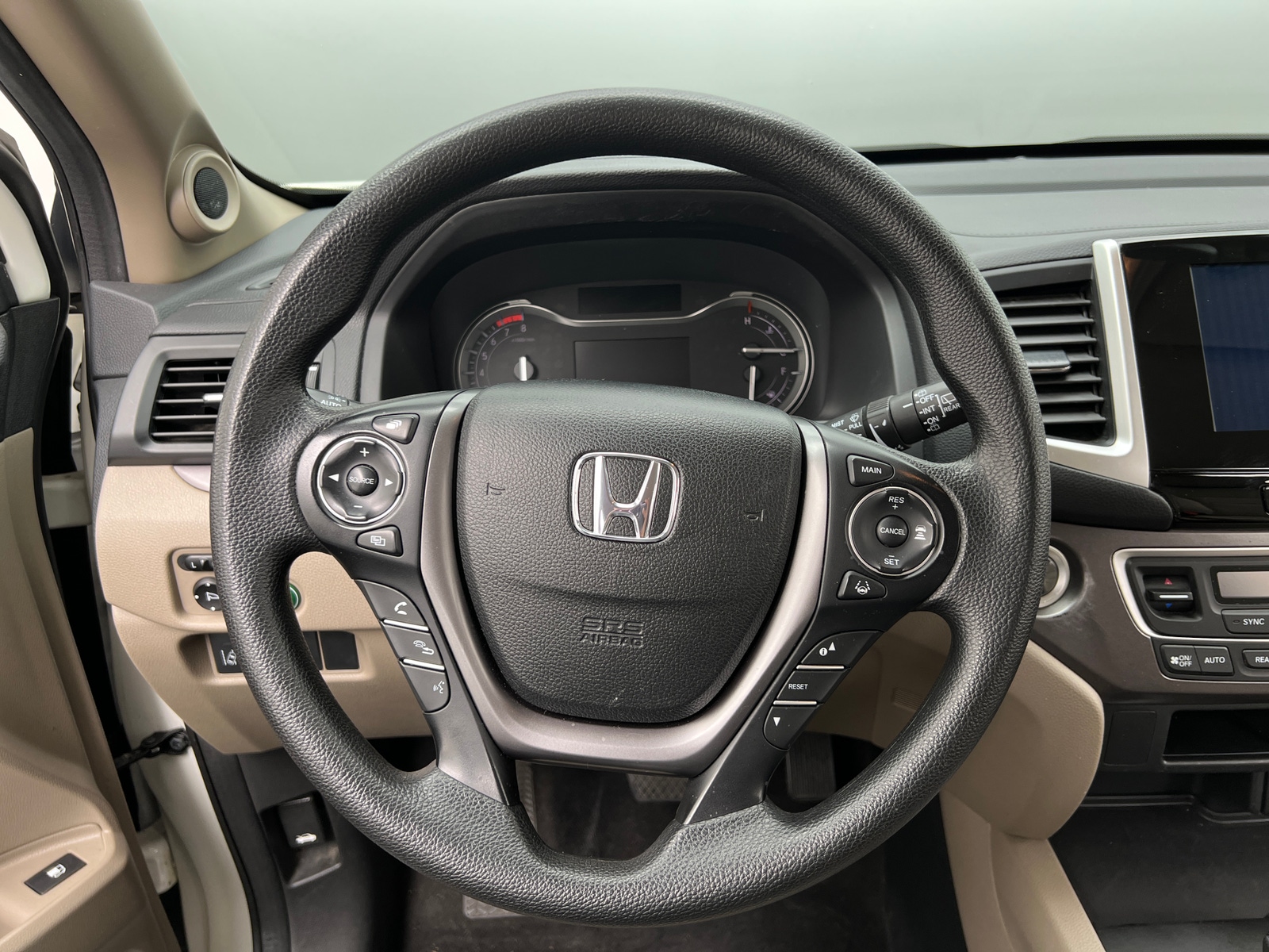 Thumbnail: 2017 Honda Pilot - 5