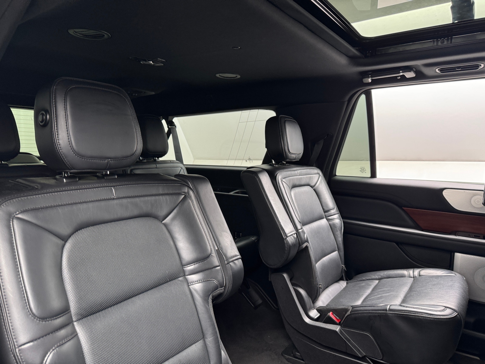 Thumbnail: 2019 Lincoln Navigator L - 5