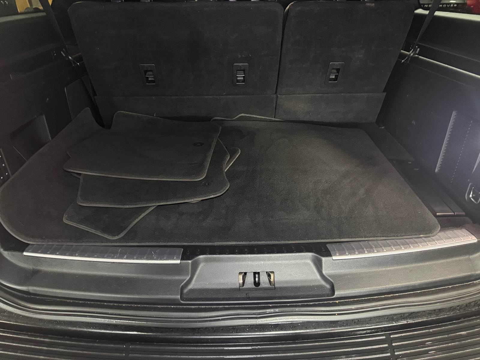 Thumbnail: 2019 Lincoln Navigator L - 6
