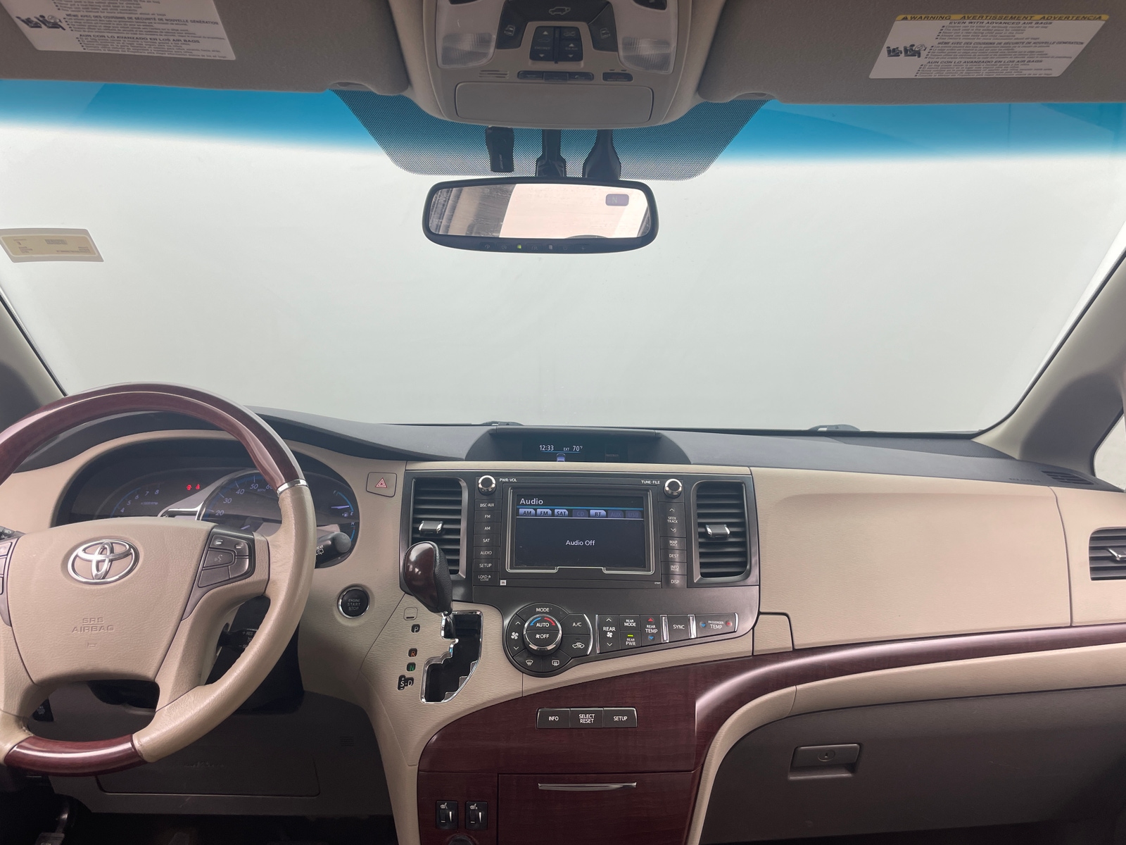 Thumbnail: 2012 Toyota Sienna - 2