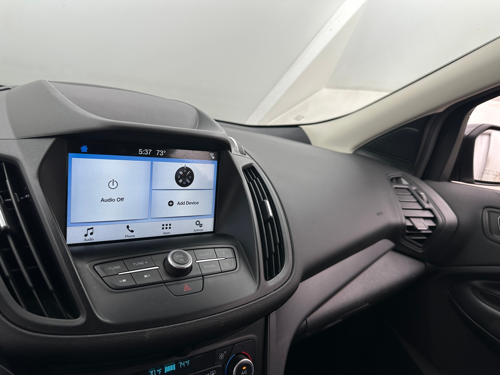 Thumbnail: 2019 Ford Escape - 4