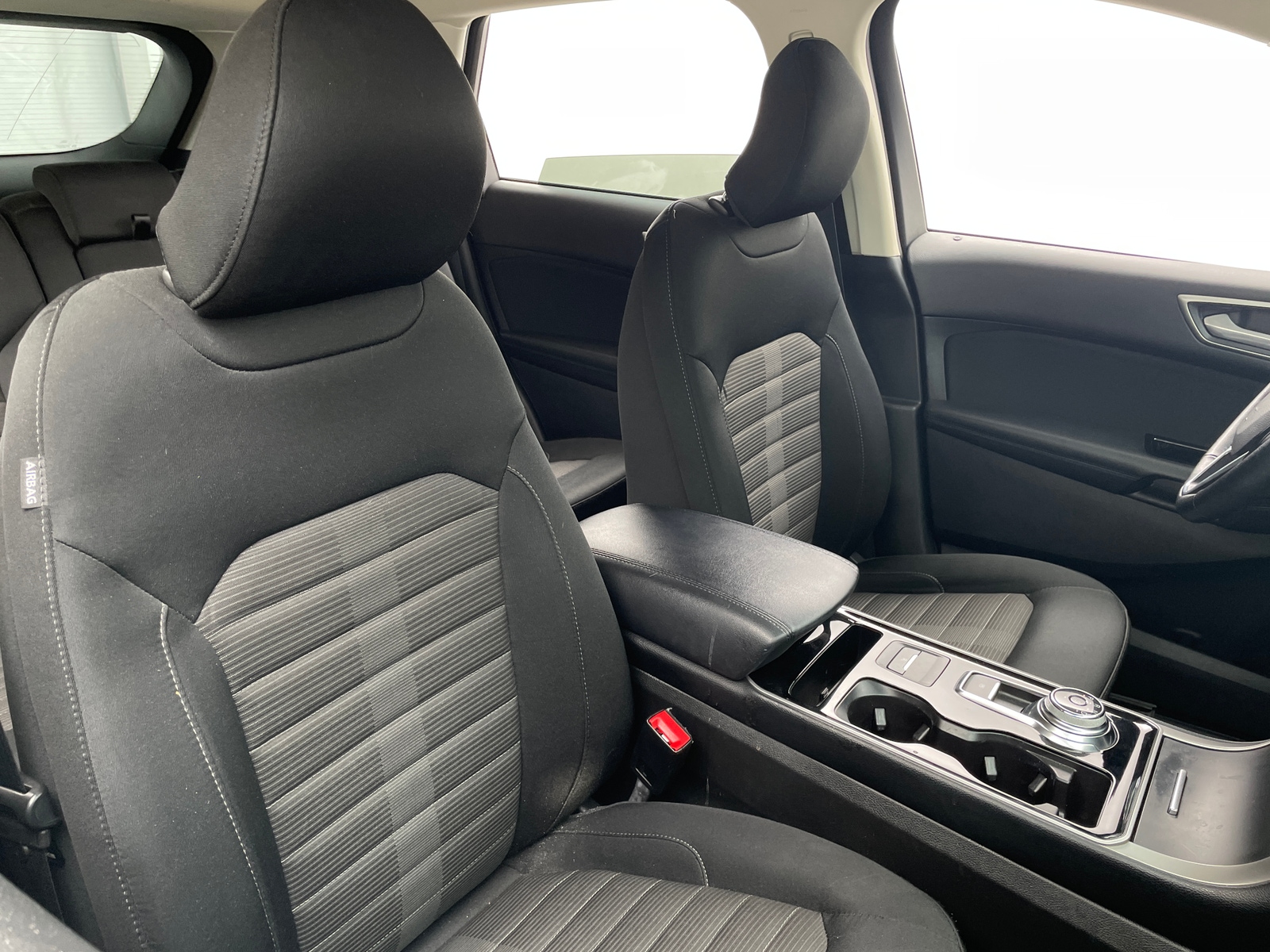 Thumbnail: 2019 Ford Edge - 2