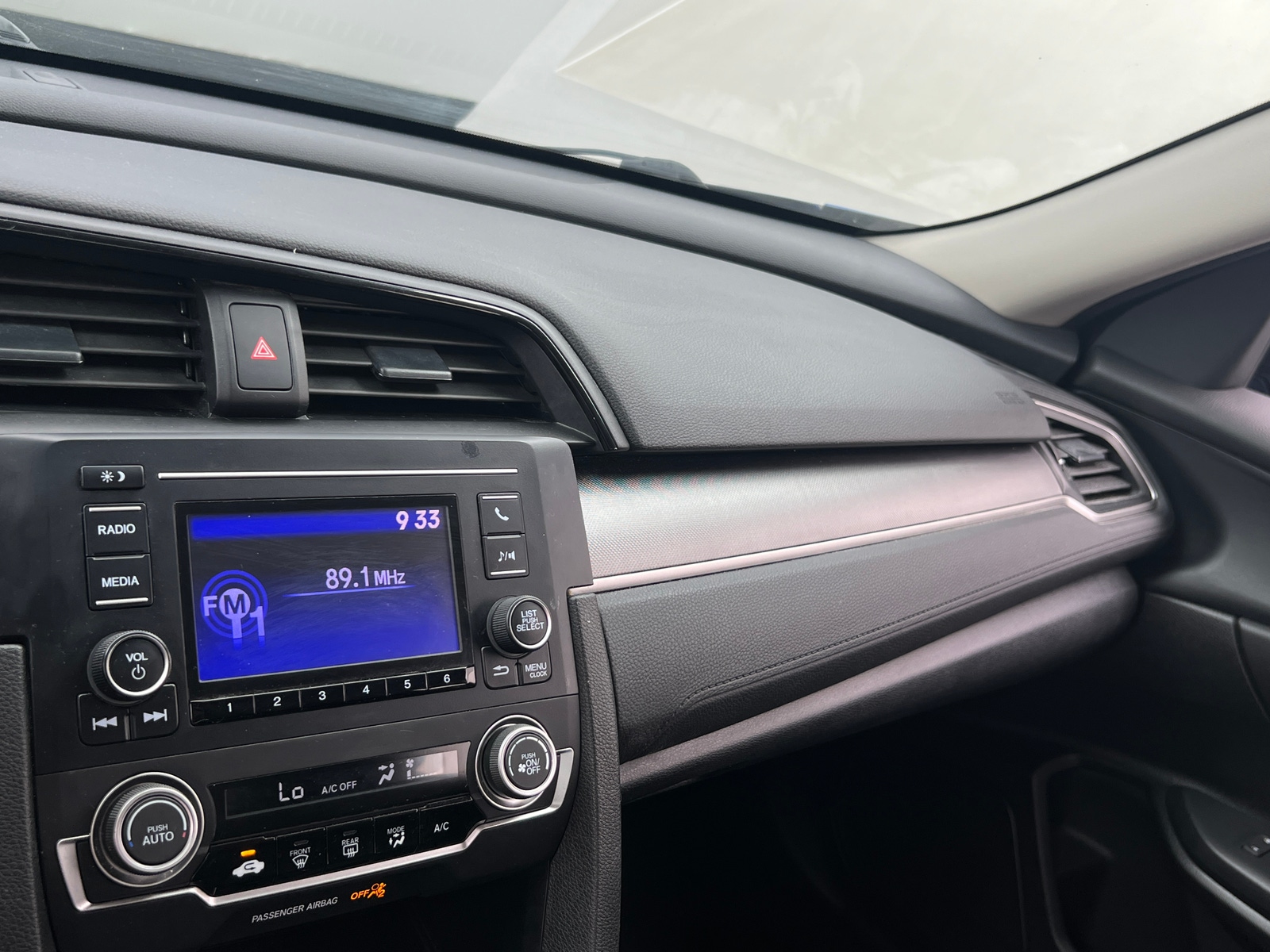 Thumbnail: 2017 Honda Civic - 4