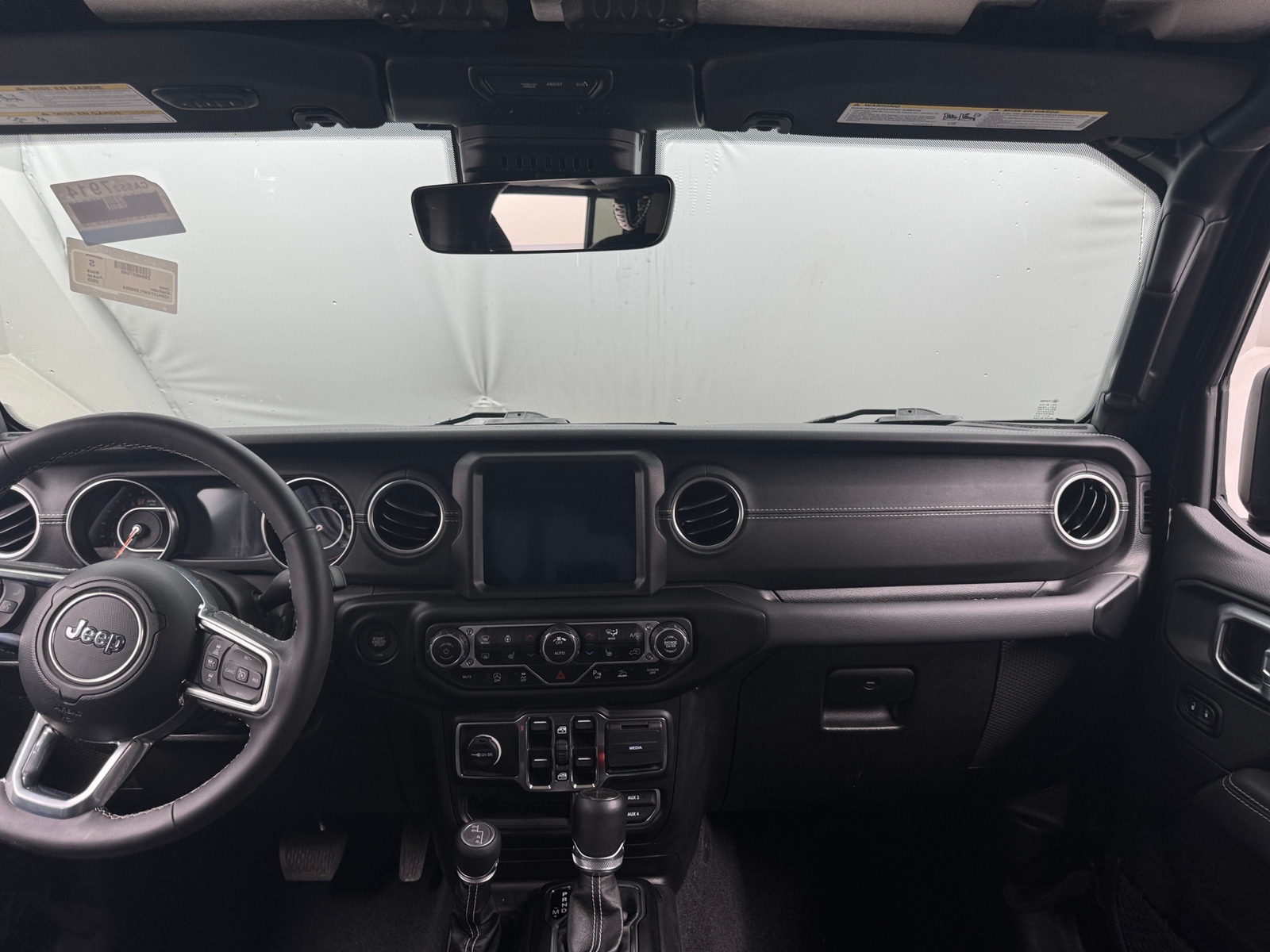 Thumbnail: 2023 Jeep Gladiator - 3
