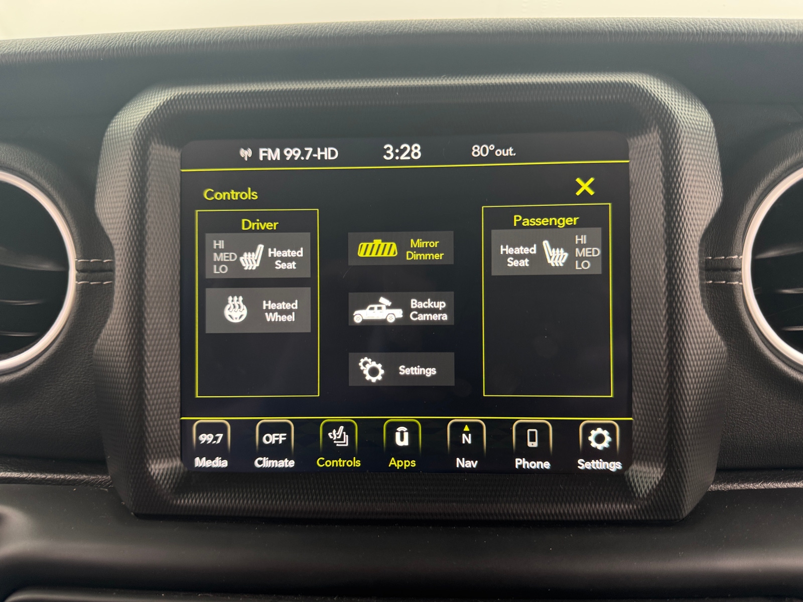 Thumbnail: 2023 Jeep Gladiator - 4
