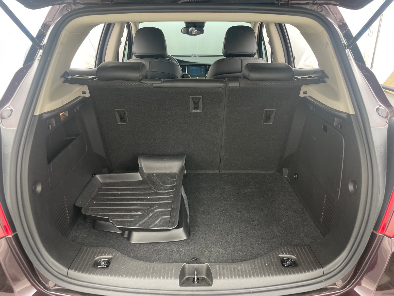 Thumbnail: 2018 Buick Encore - 6