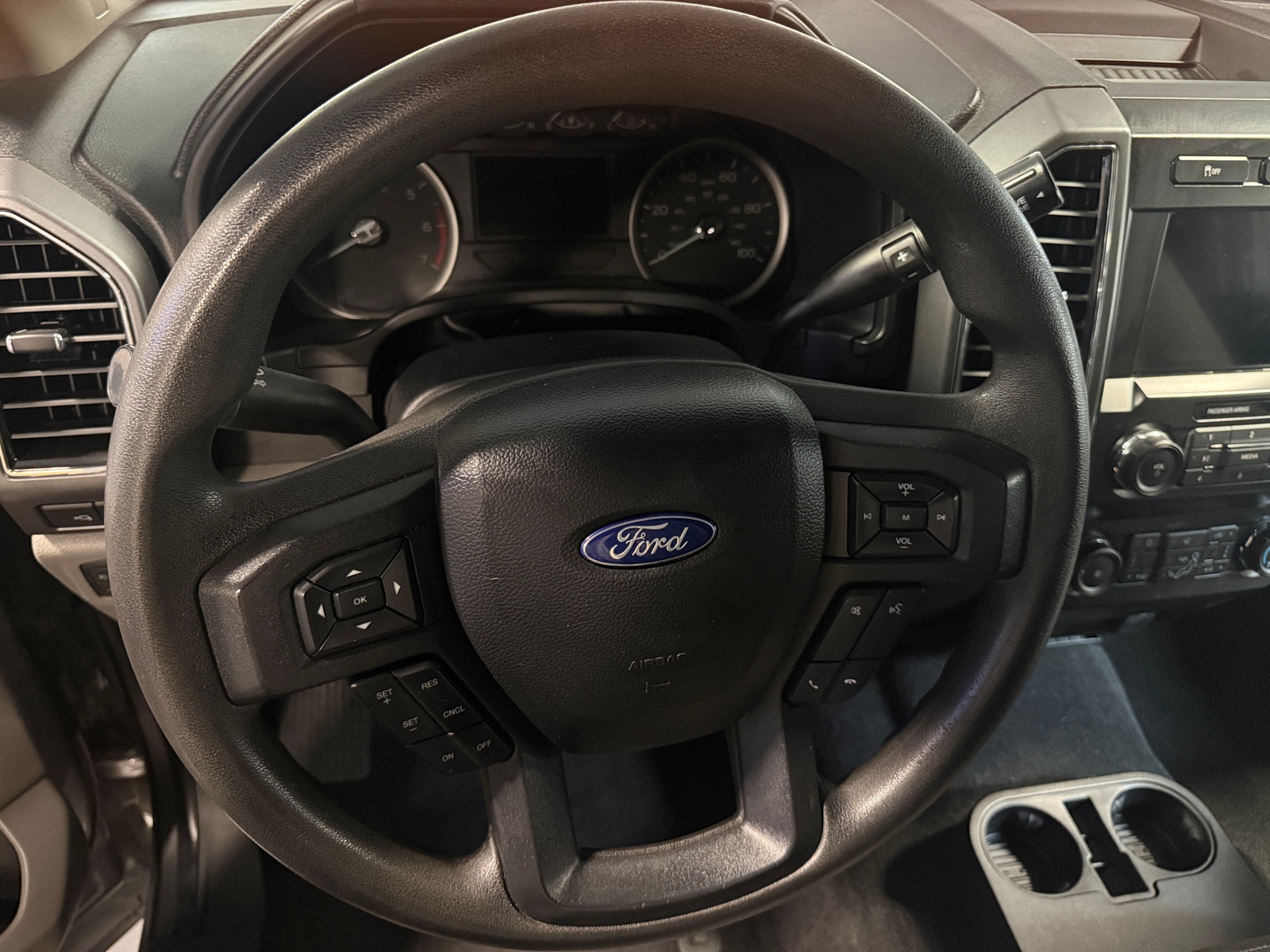 Thumbnail: 2020 Ford Econoline - 5