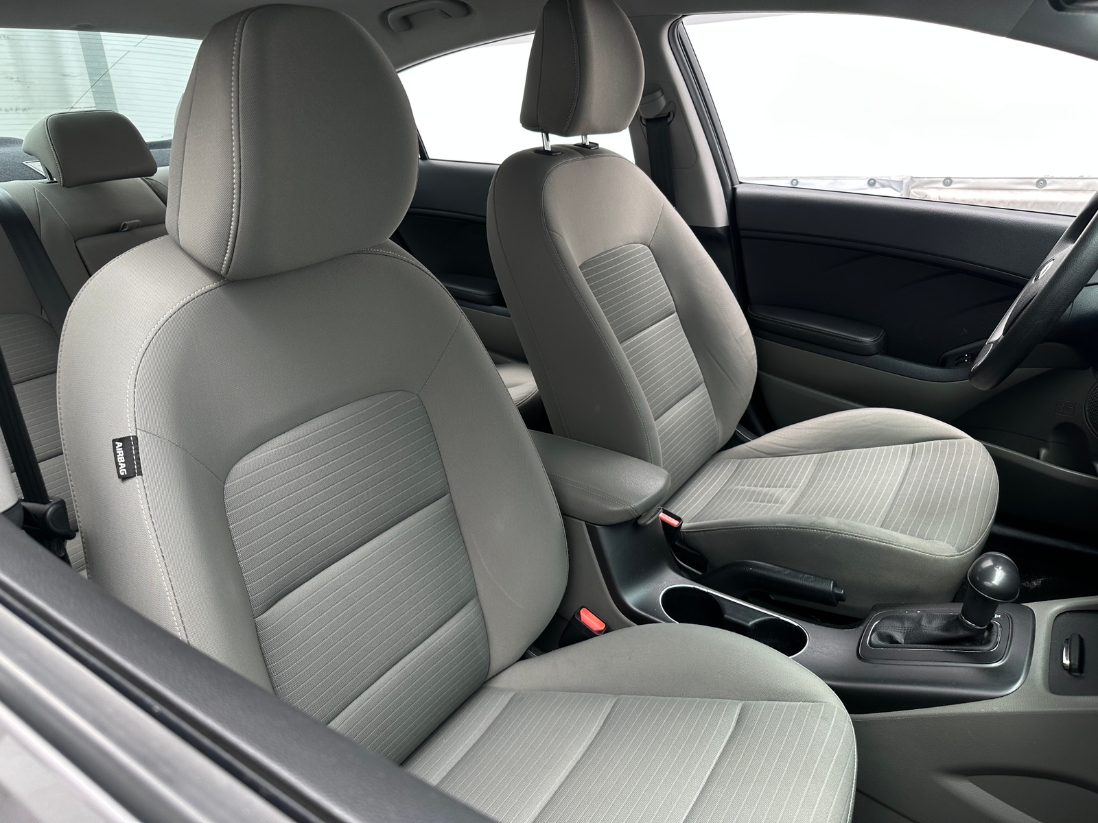 Thumbnail: 2016 Kia Forte - 2