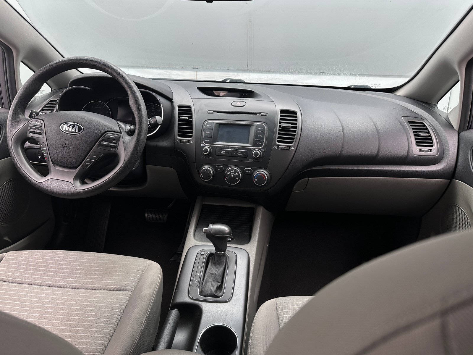 Thumbnail: 2016 Kia Forte - 3