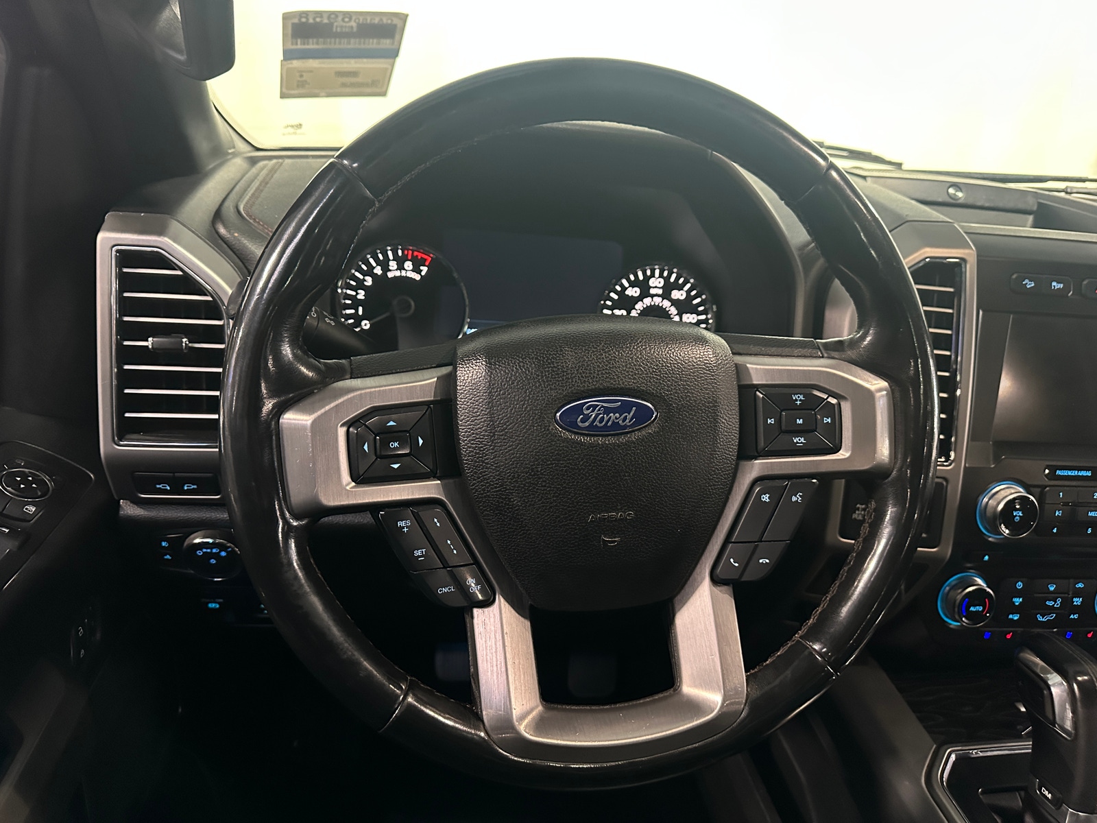 Thumbnail: 2018 Ford Econoline - 4