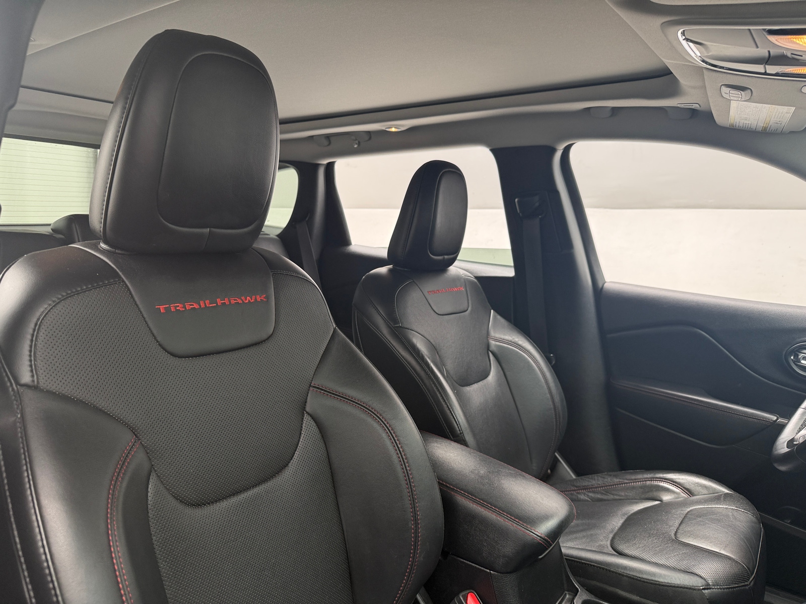 Thumbnail: 2019 Jeep Cherokee - 2