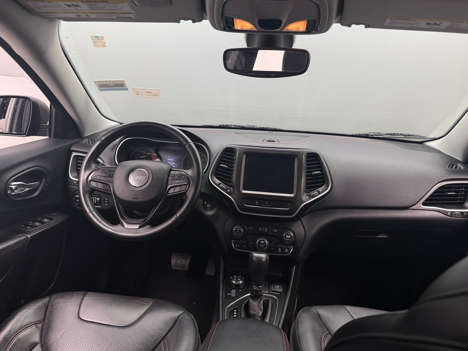 Thumbnail: 2019 Jeep Cherokee - 3