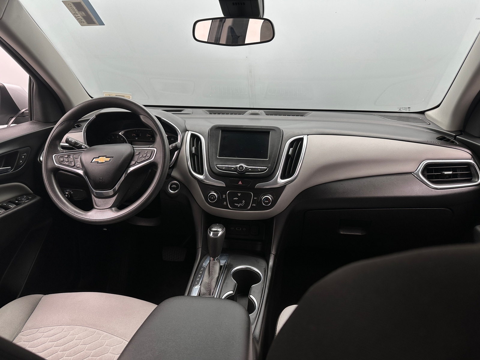 Thumbnail: 2021 Chevrolet Equinox - 3