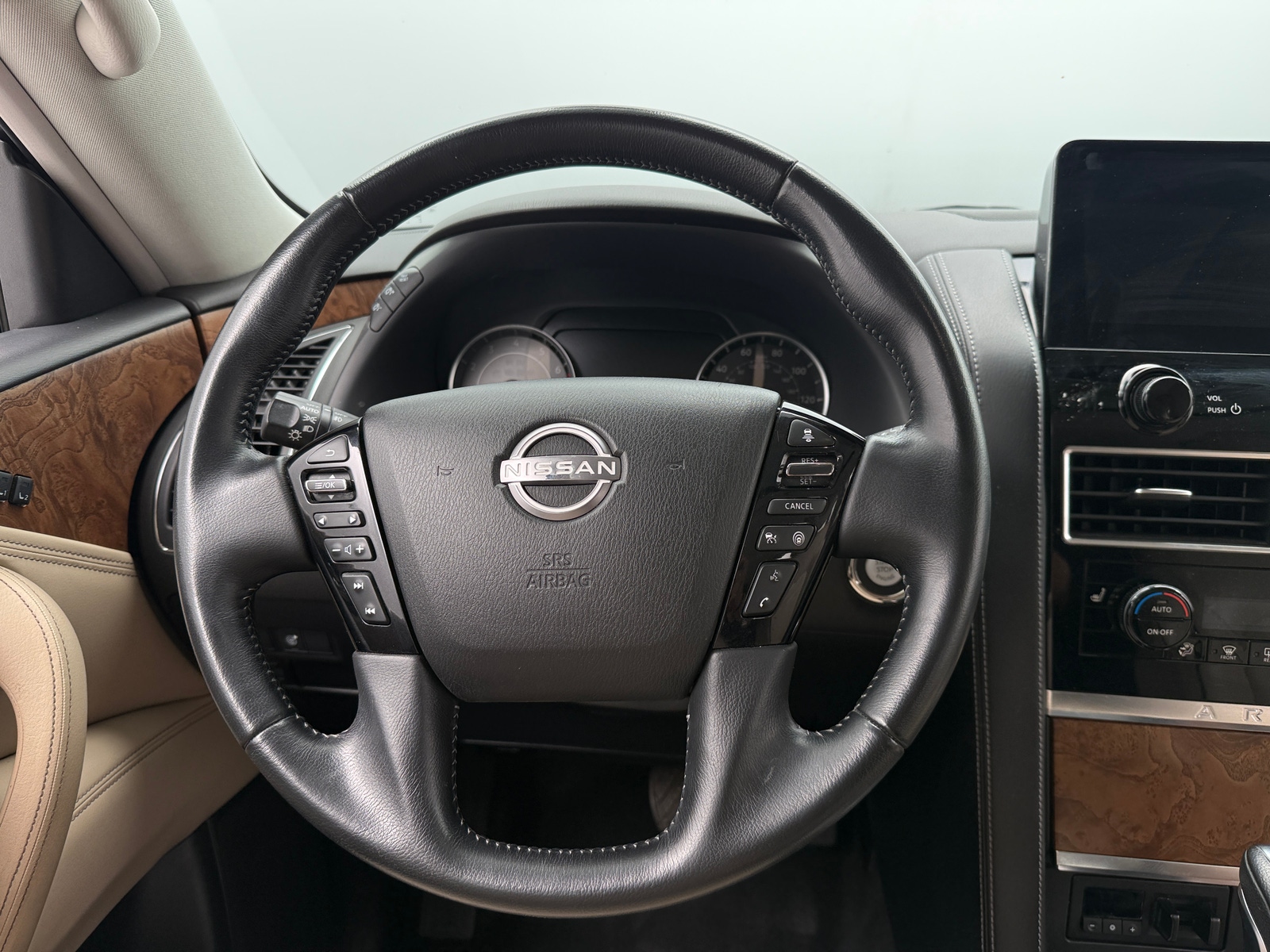 Thumbnail: 2022 Nissan Armada - 4
