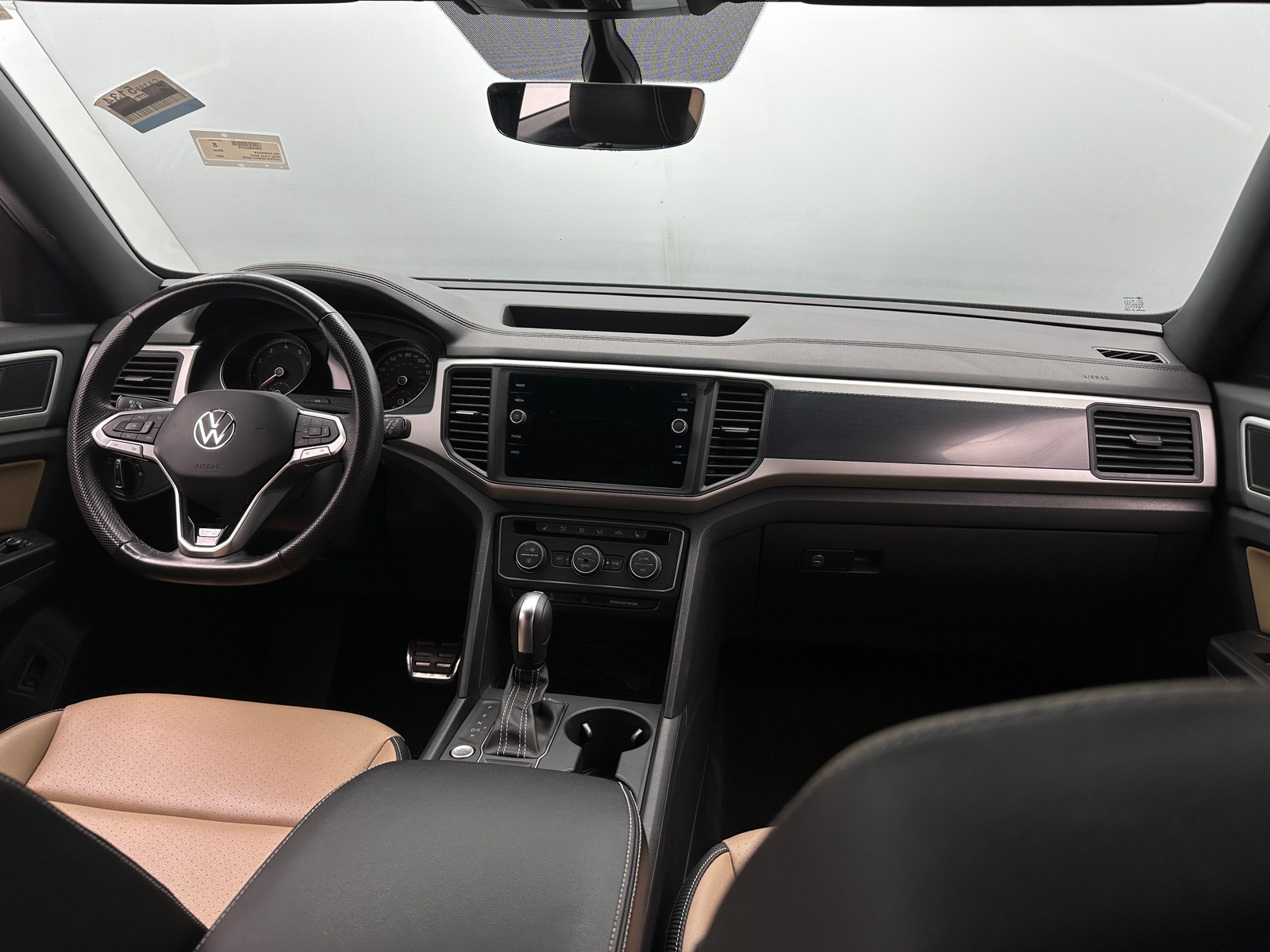 Thumbnail: 2021 Volkswagen Atlas - 2