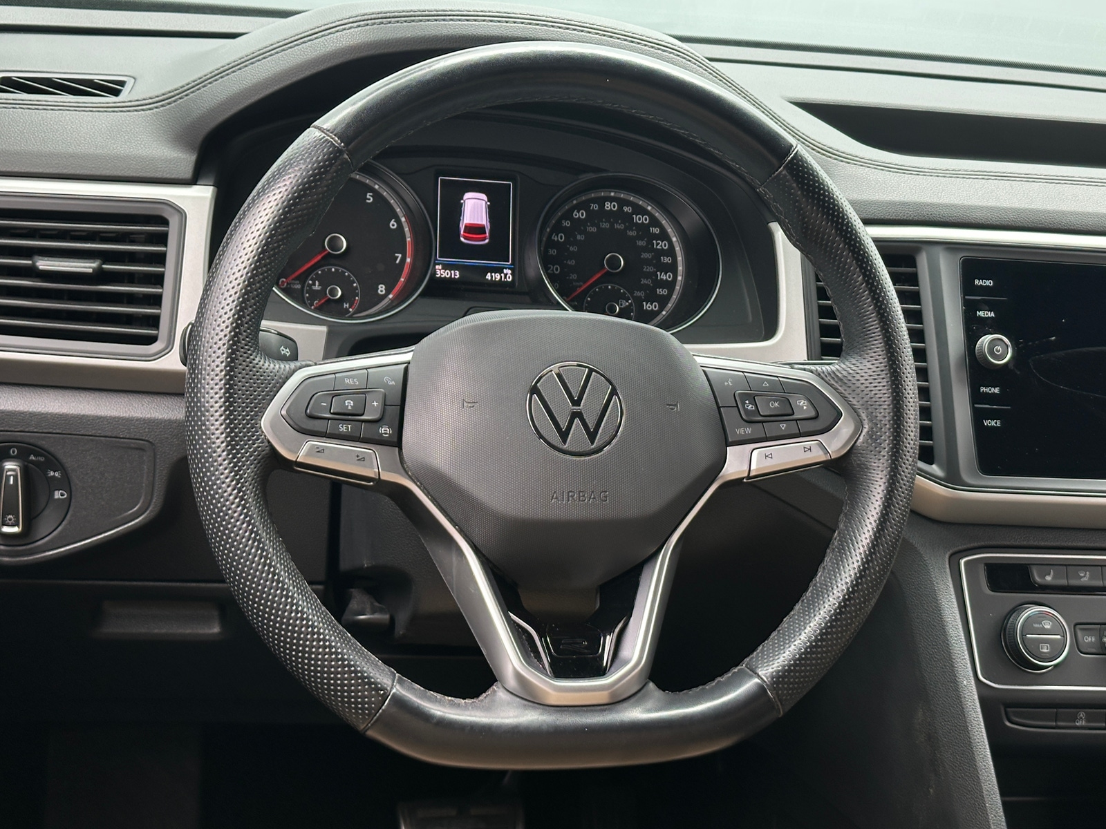 Thumbnail: 2021 Volkswagen Atlas - 4