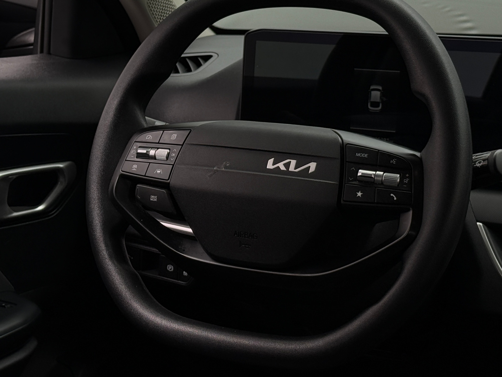 Thumbnail: 2025 Kia K4 - 5