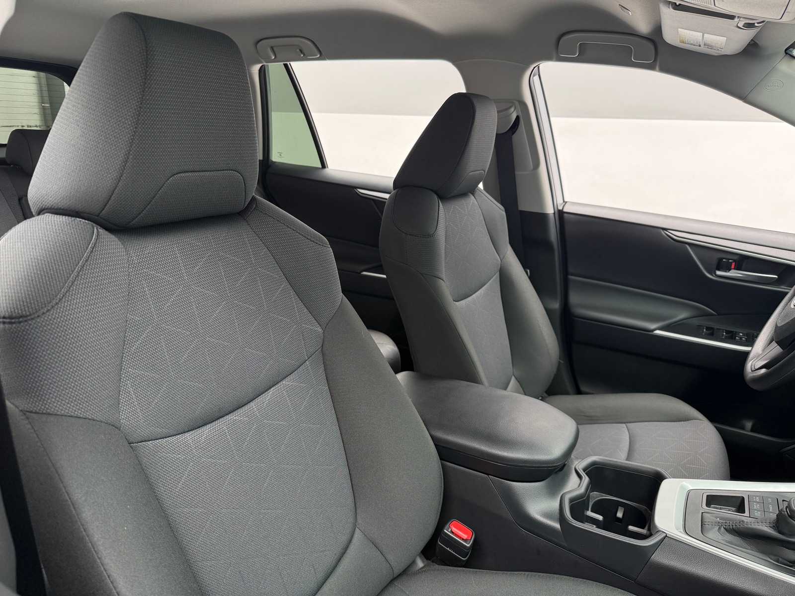 Thumbnail: 2025 Toyota RAV4 - 2