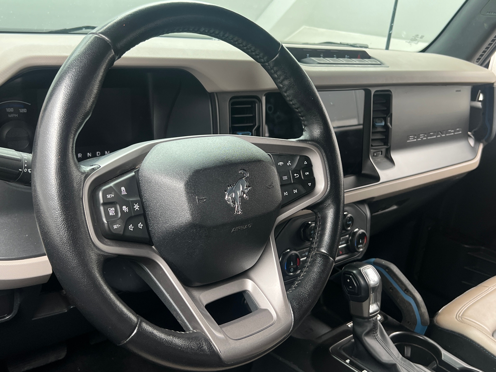 Thumbnail: 2022 Ford Bronco - 4