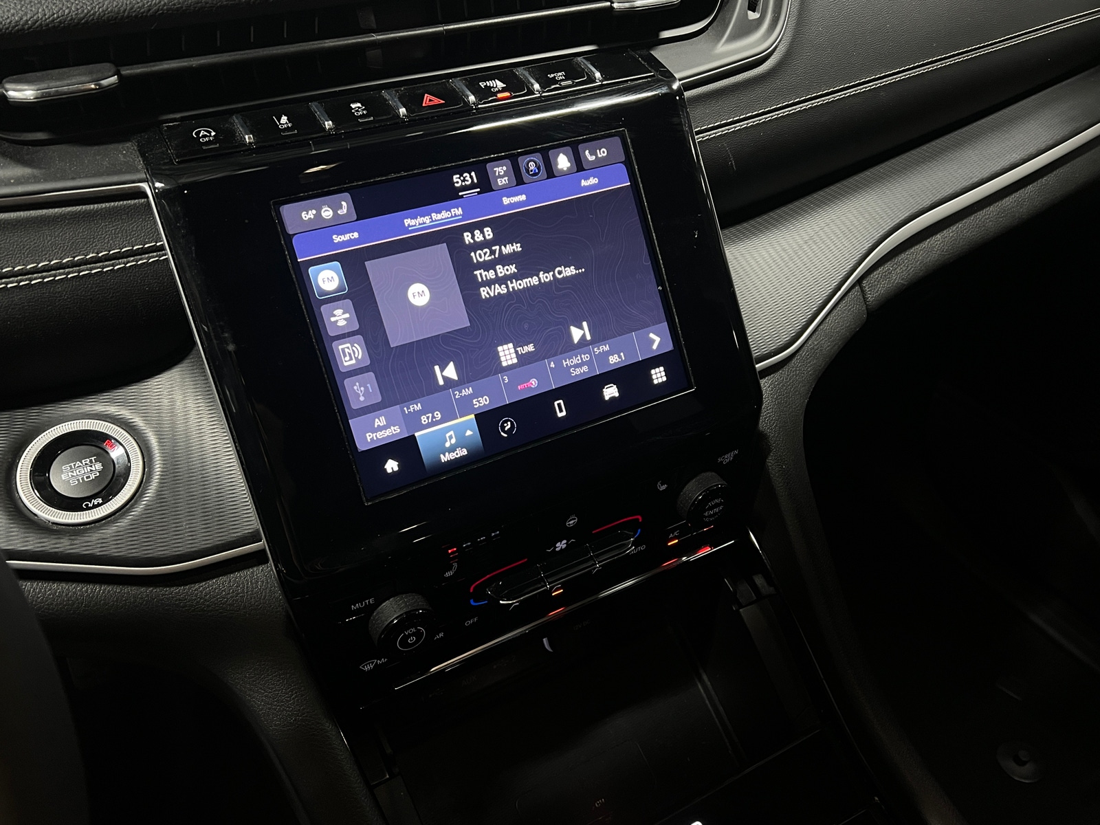 Thumbnail: 2023 Jeep Grand Cherokee - 3