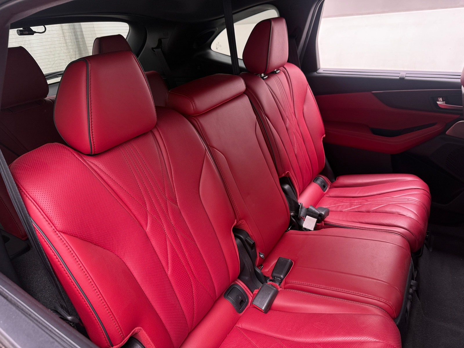 Thumbnail: 2024 Acura MDX - 5