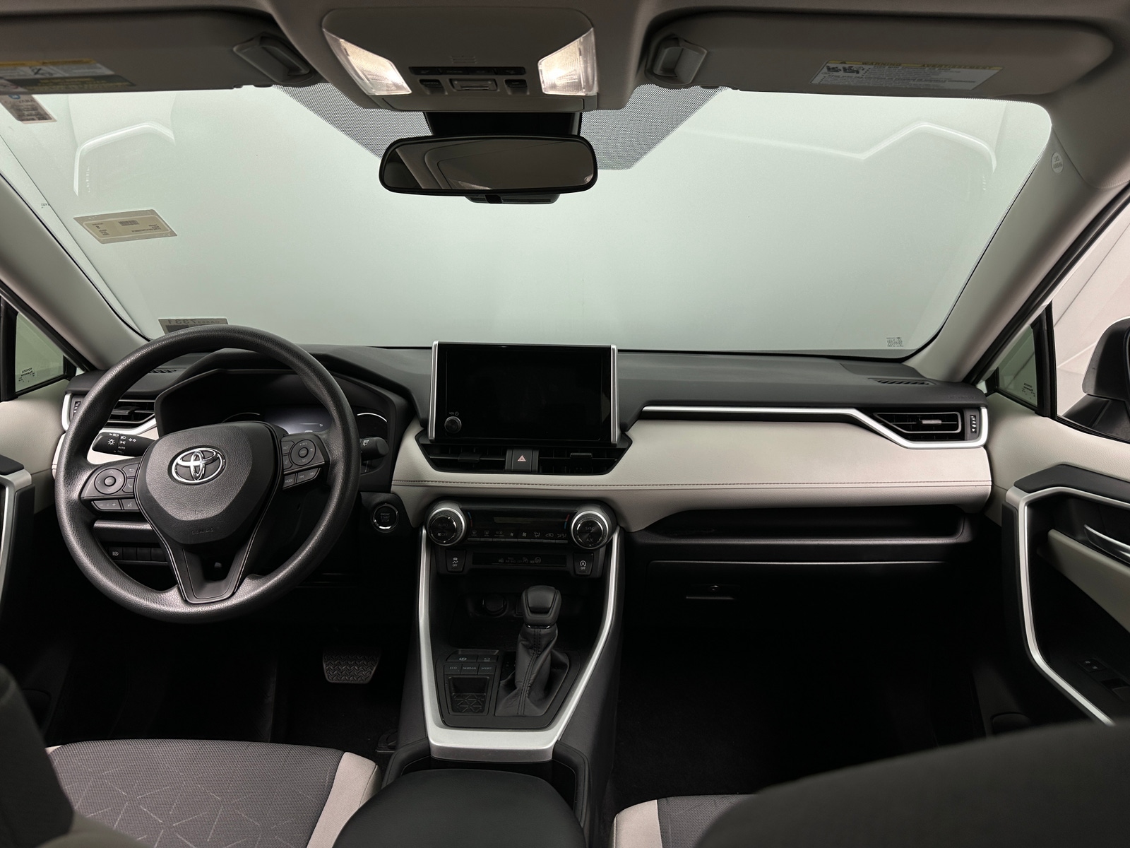 Thumbnail: 2024 Toyota RAV4 - 3