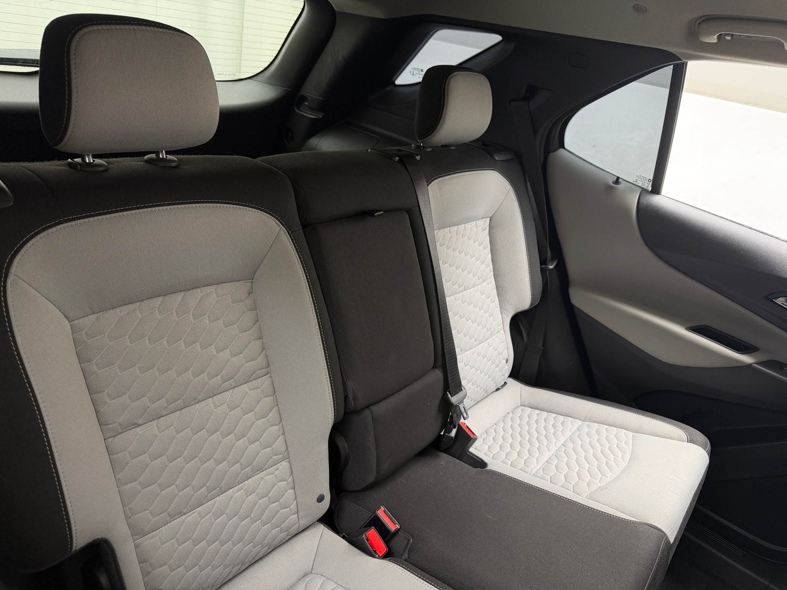Thumbnail: 2018 Chevrolet Equinox - 6