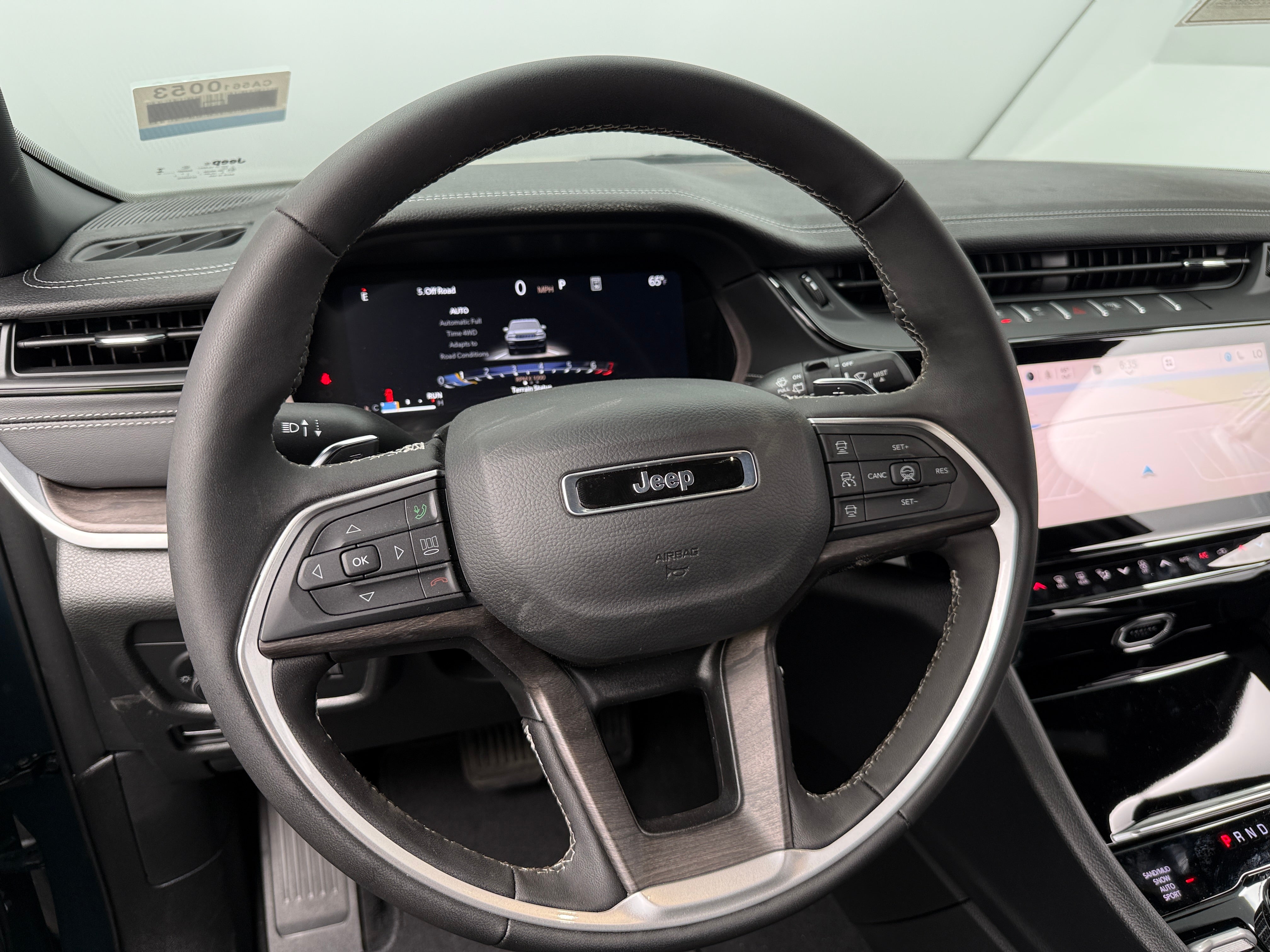 2026 Jeep Grand Cherokee L Limited 4x4's photo