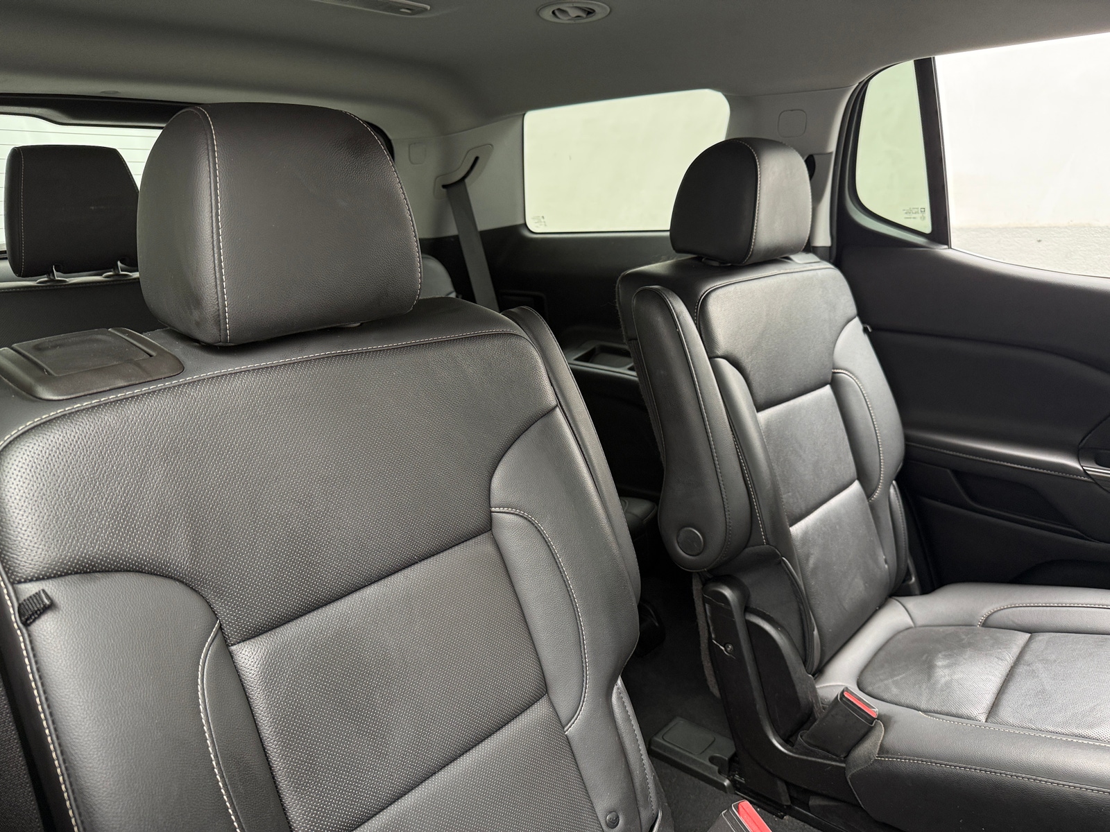 Thumbnail: 2023 GMC Acadia - 5