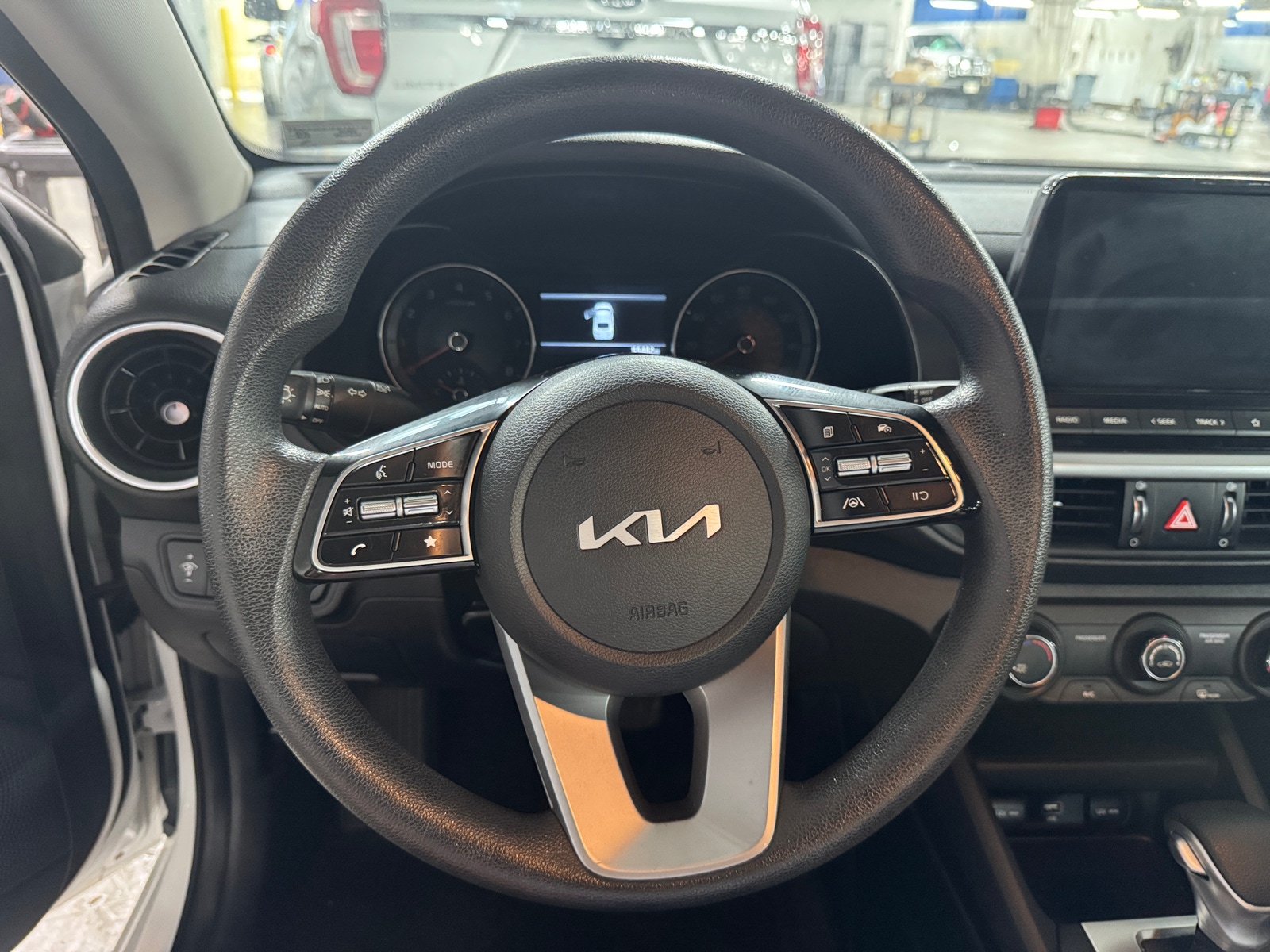 Thumbnail: 2022 Kia Forte - 5