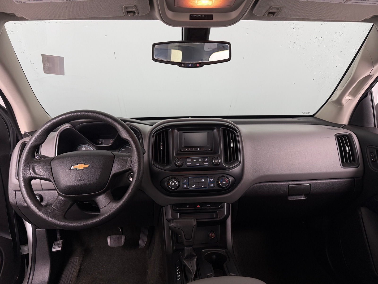 Thumbnail: 2015 Chevrolet Colorado - 3