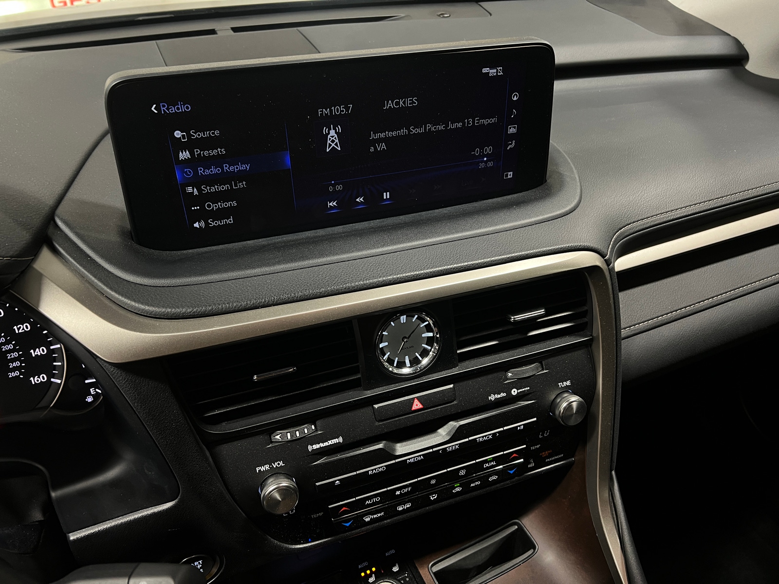 Thumbnail: 2021 Lexus RX - 3