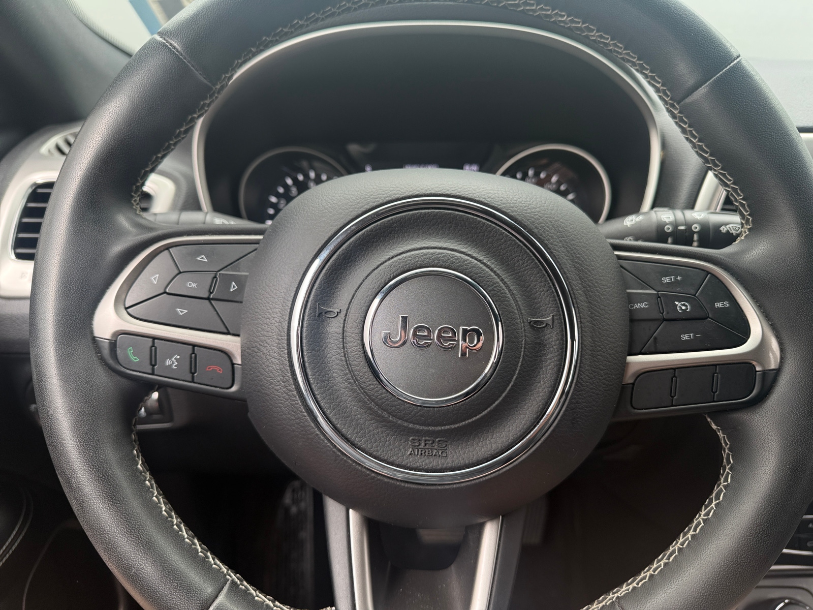 Thumbnail: 2021 Jeep Compass - 4