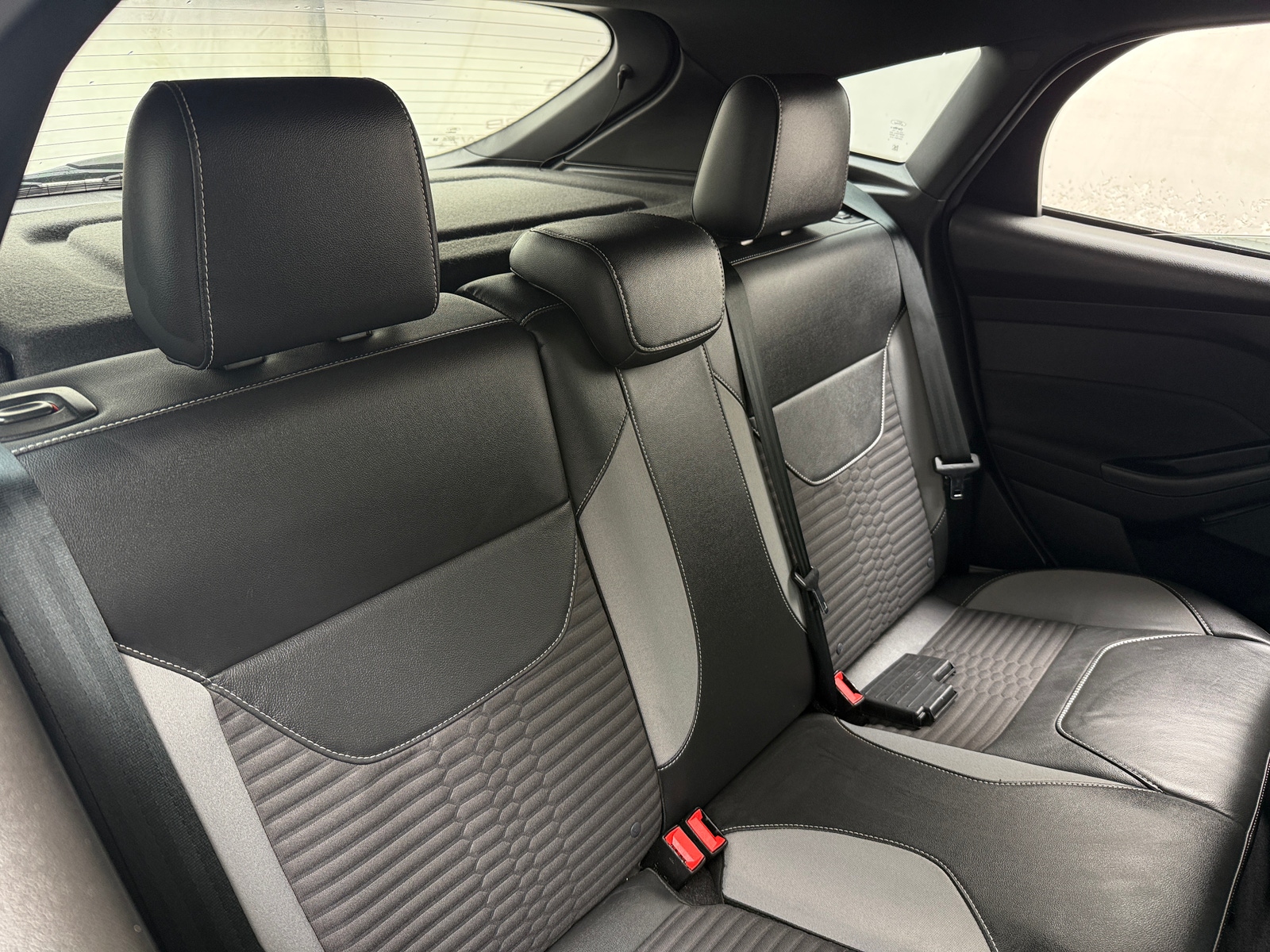 Thumbnail: 2016 Ford Focus - 5