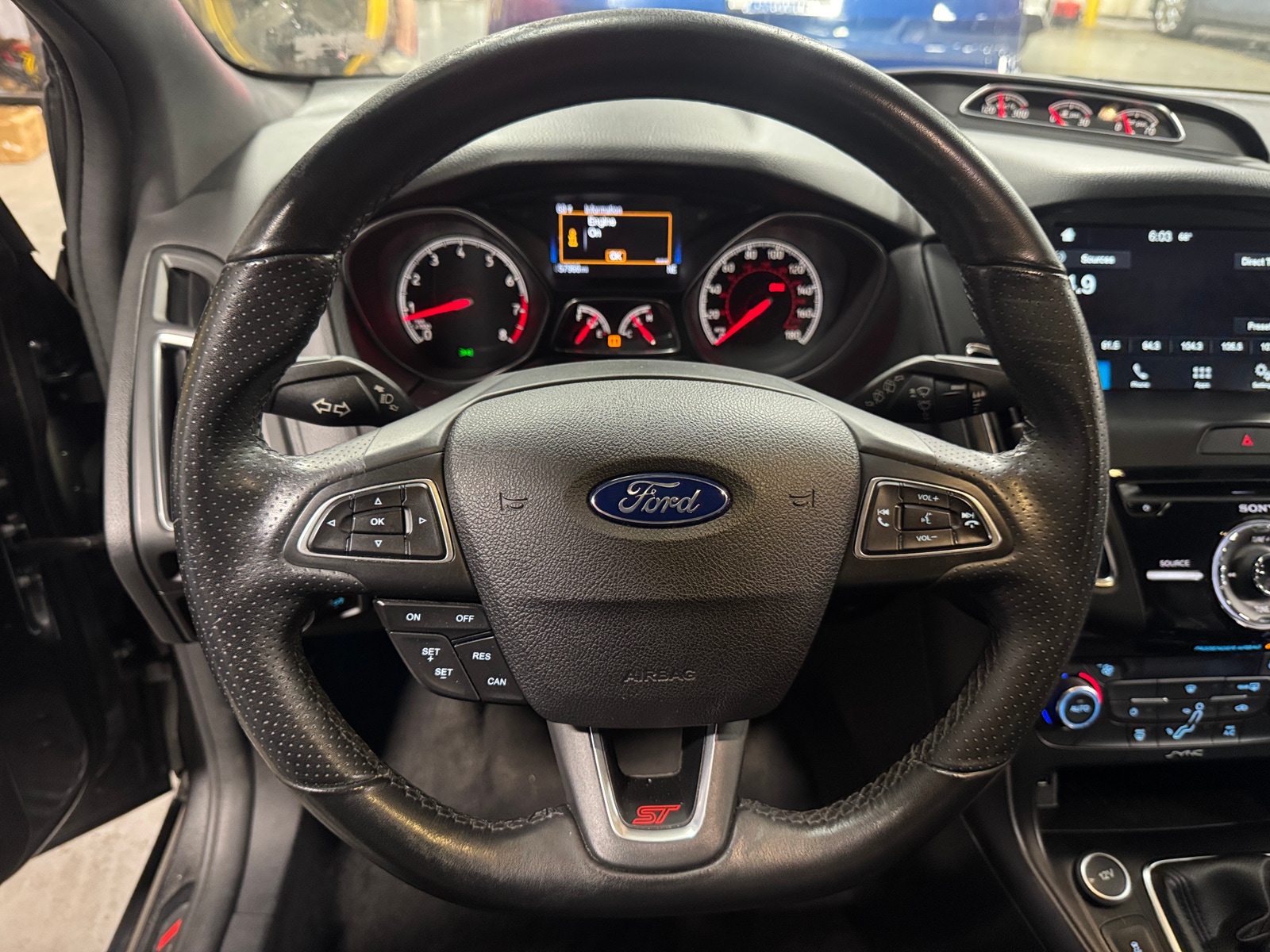 Thumbnail: 2016 Ford Focus - 4