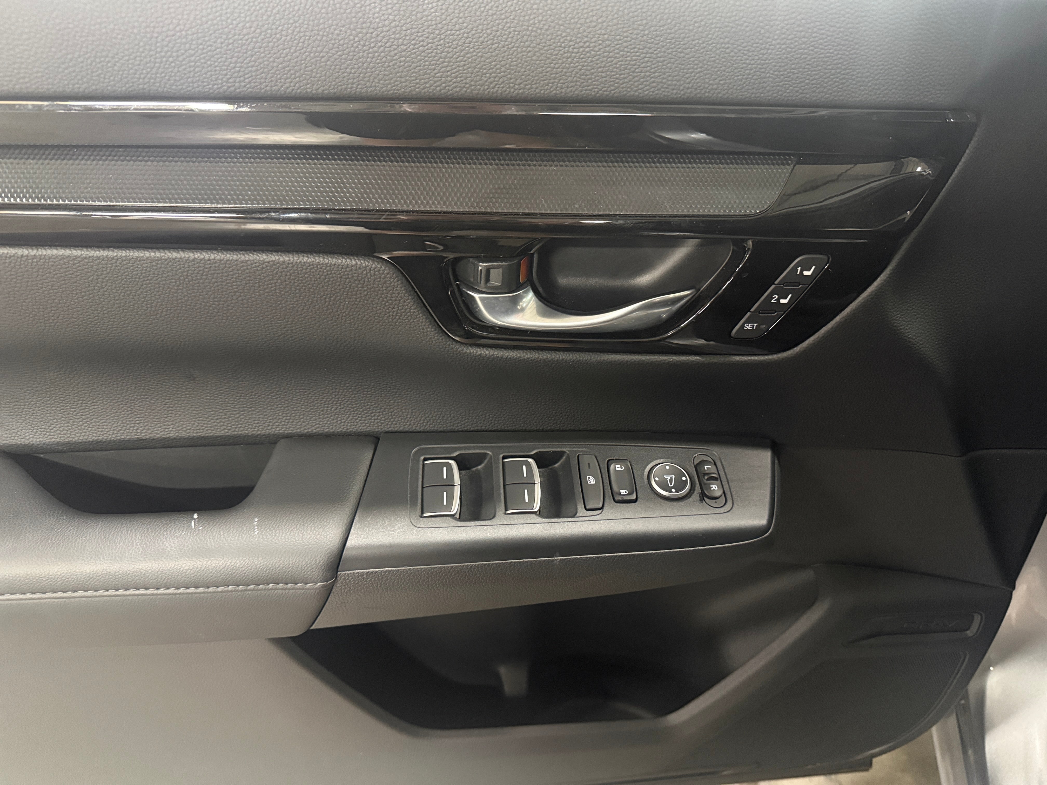 2023 Honda CR-V EX-L - Photo 9