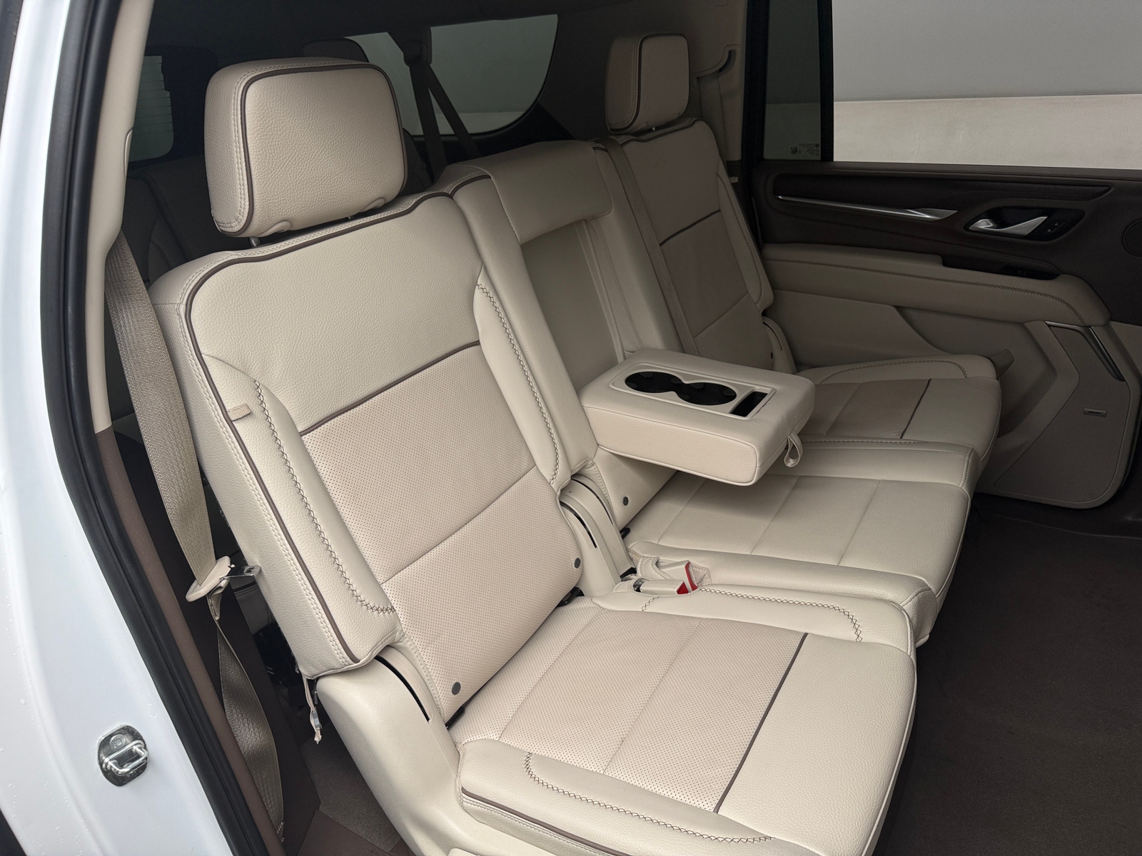 Thumbnail: 2024 GMC Yukon XL - 5