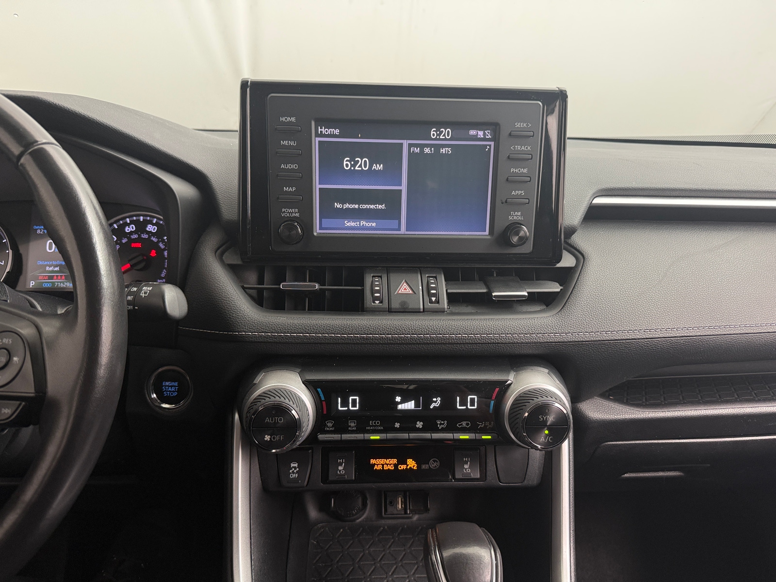 Thumbnail: 2019 Toyota RAV4 - 3