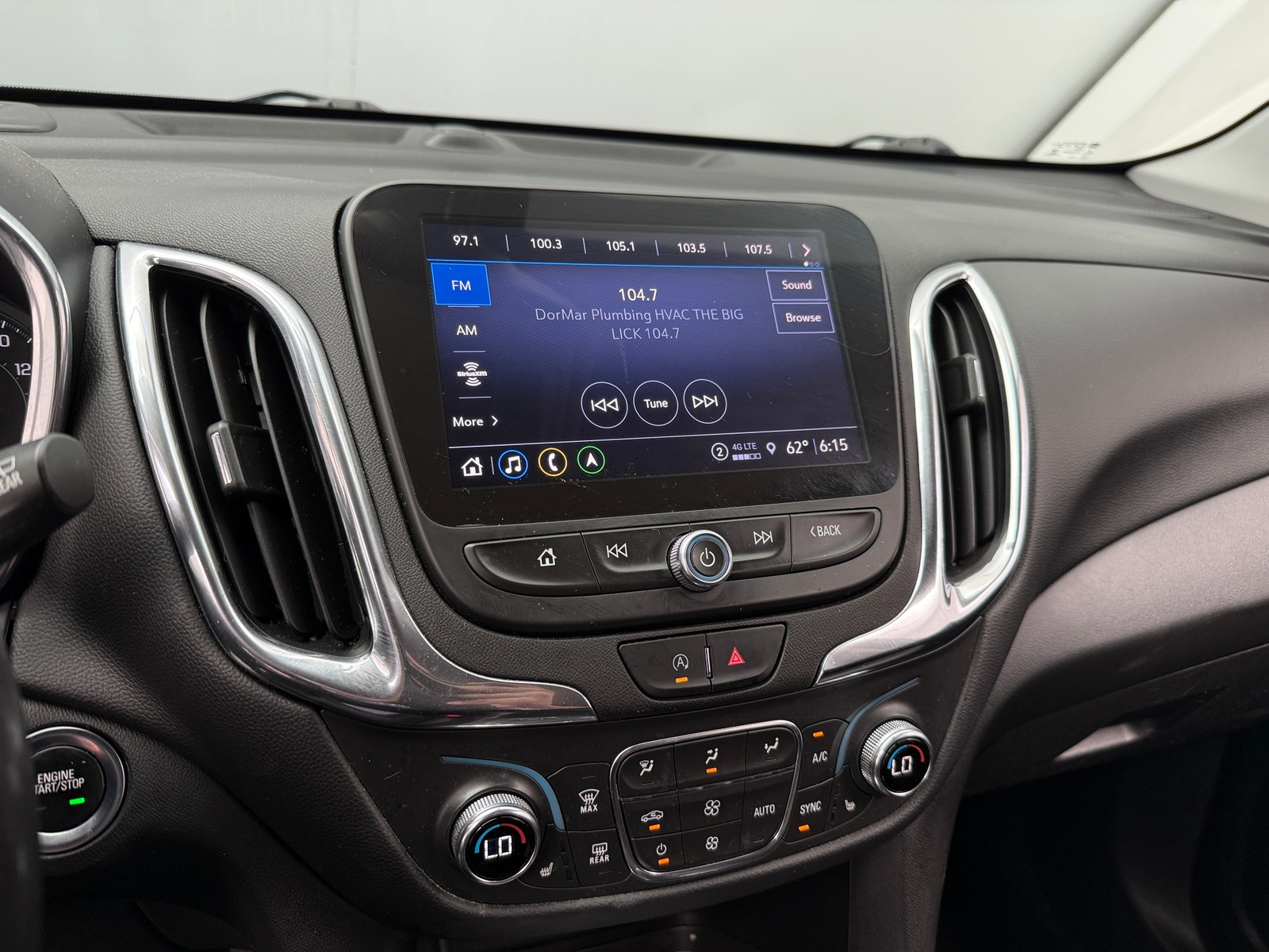 Thumbnail: 2022 Chevrolet Equinox - 4