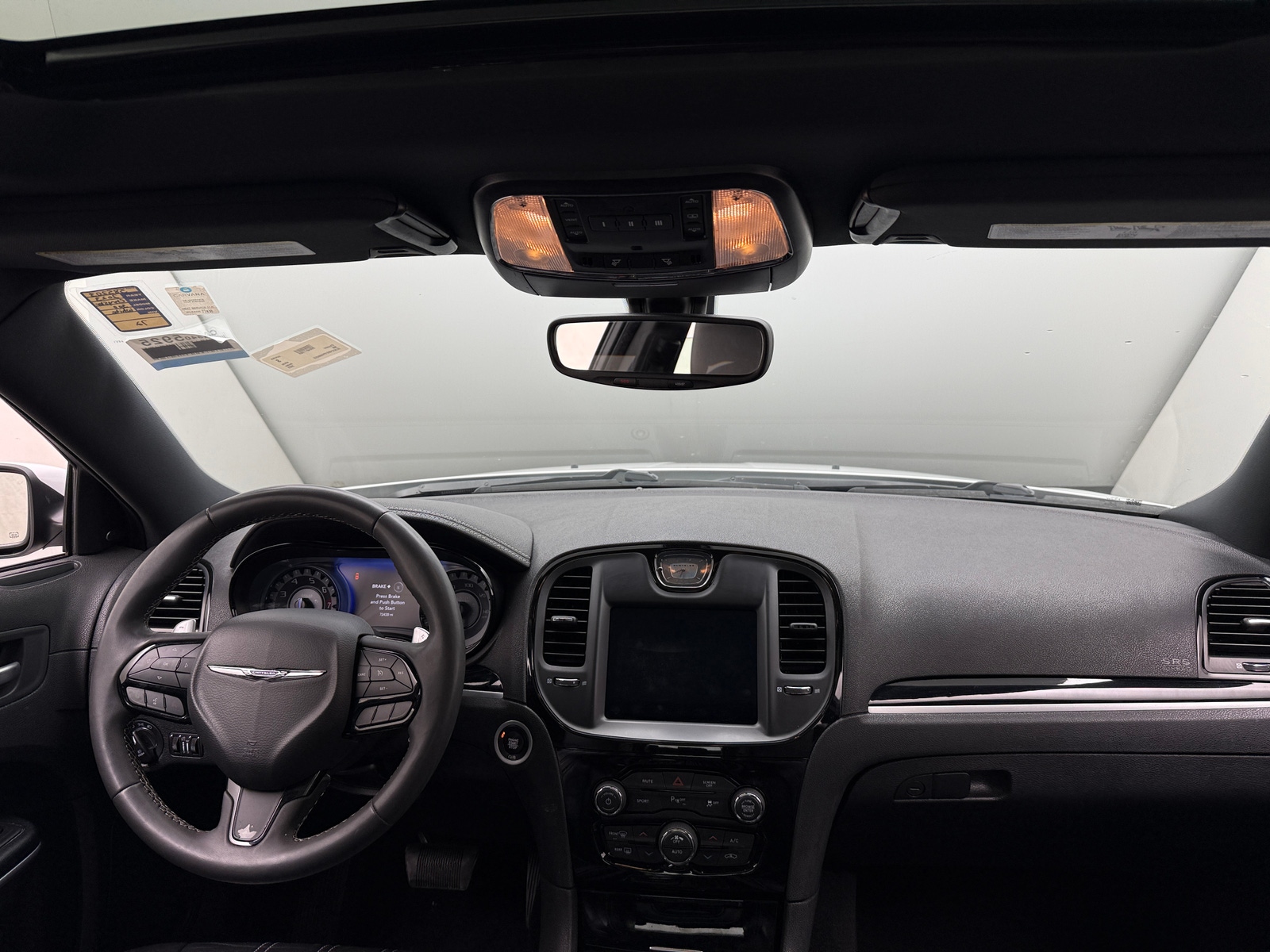 Thumbnail: 2023 Chrysler 300 - 2