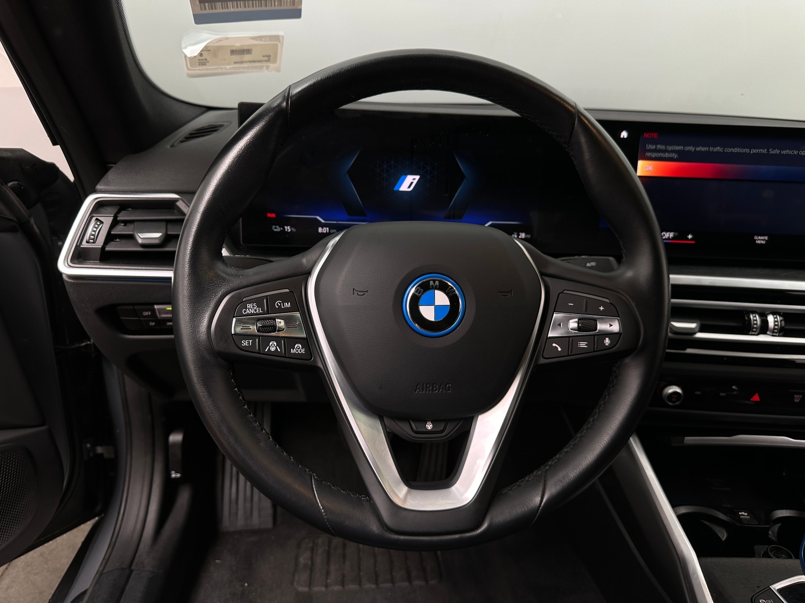 Thumbnail: 2023 BMW i4 - 4