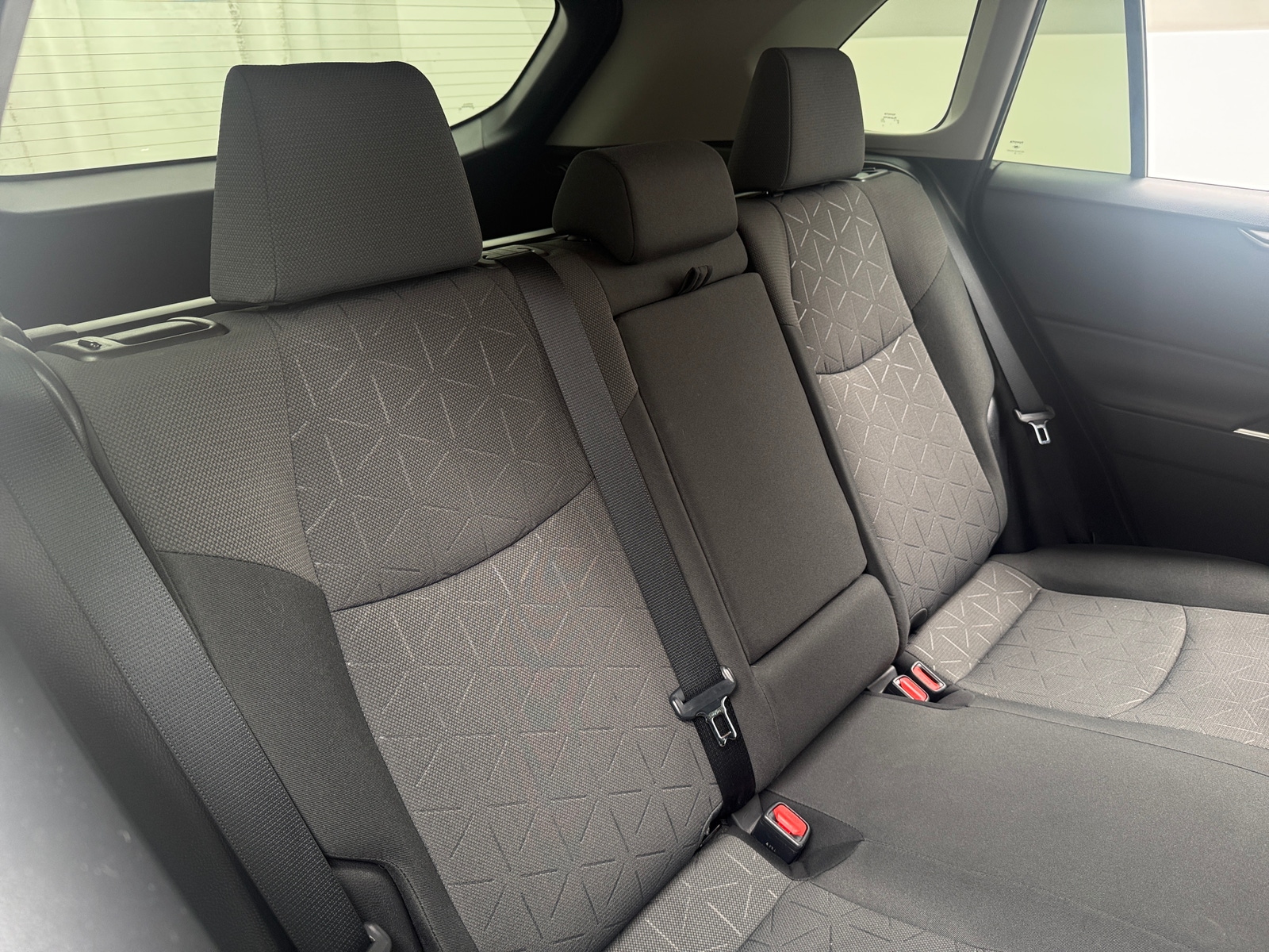 Thumbnail: 2019 Toyota RAV4 - 6