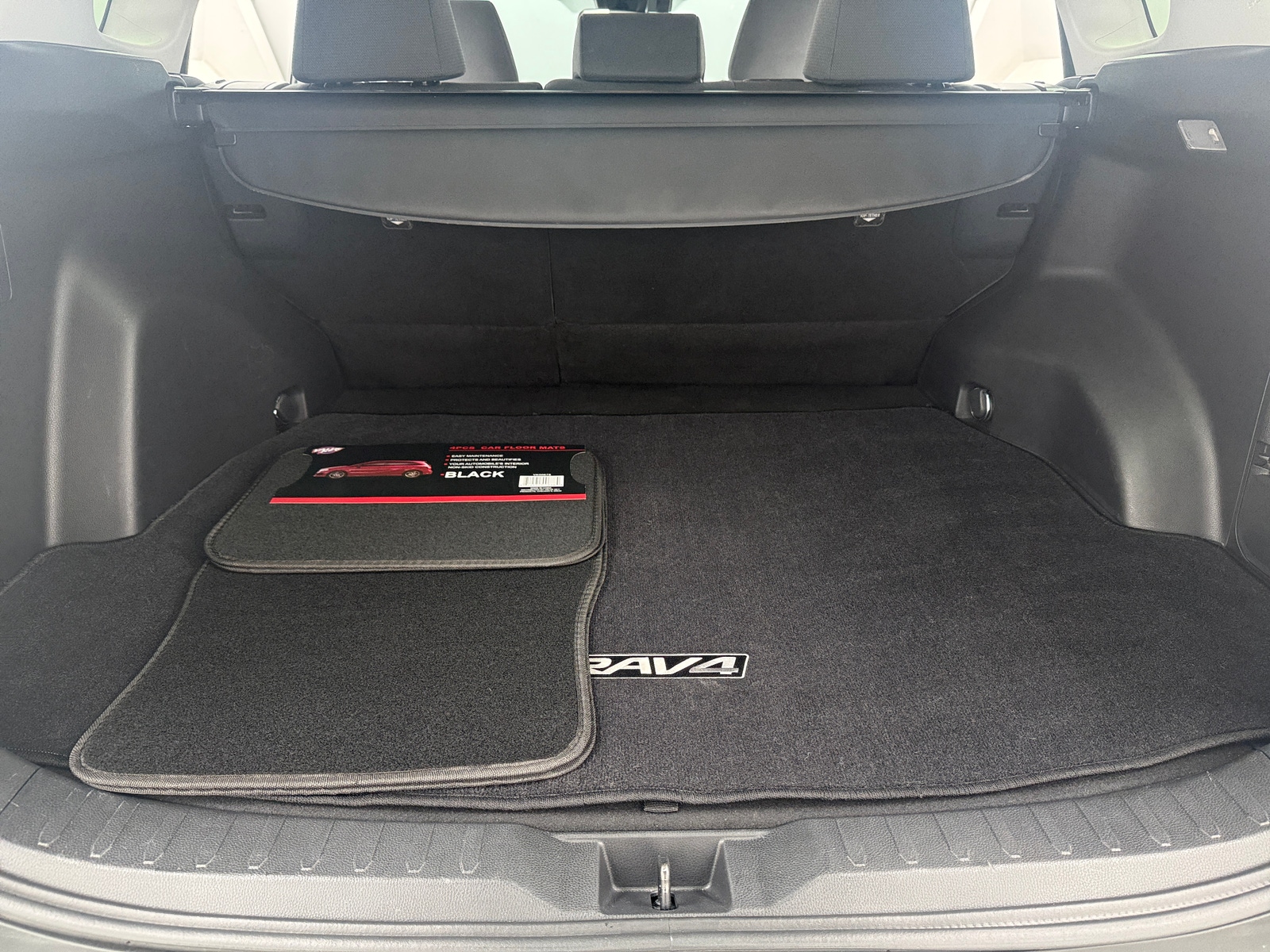 Thumbnail: 2019 Toyota RAV4 - 7