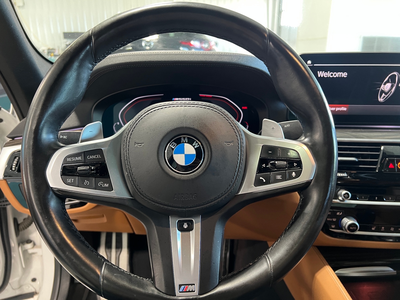 Thumbnail: 2021 BMW 5 Series - 4